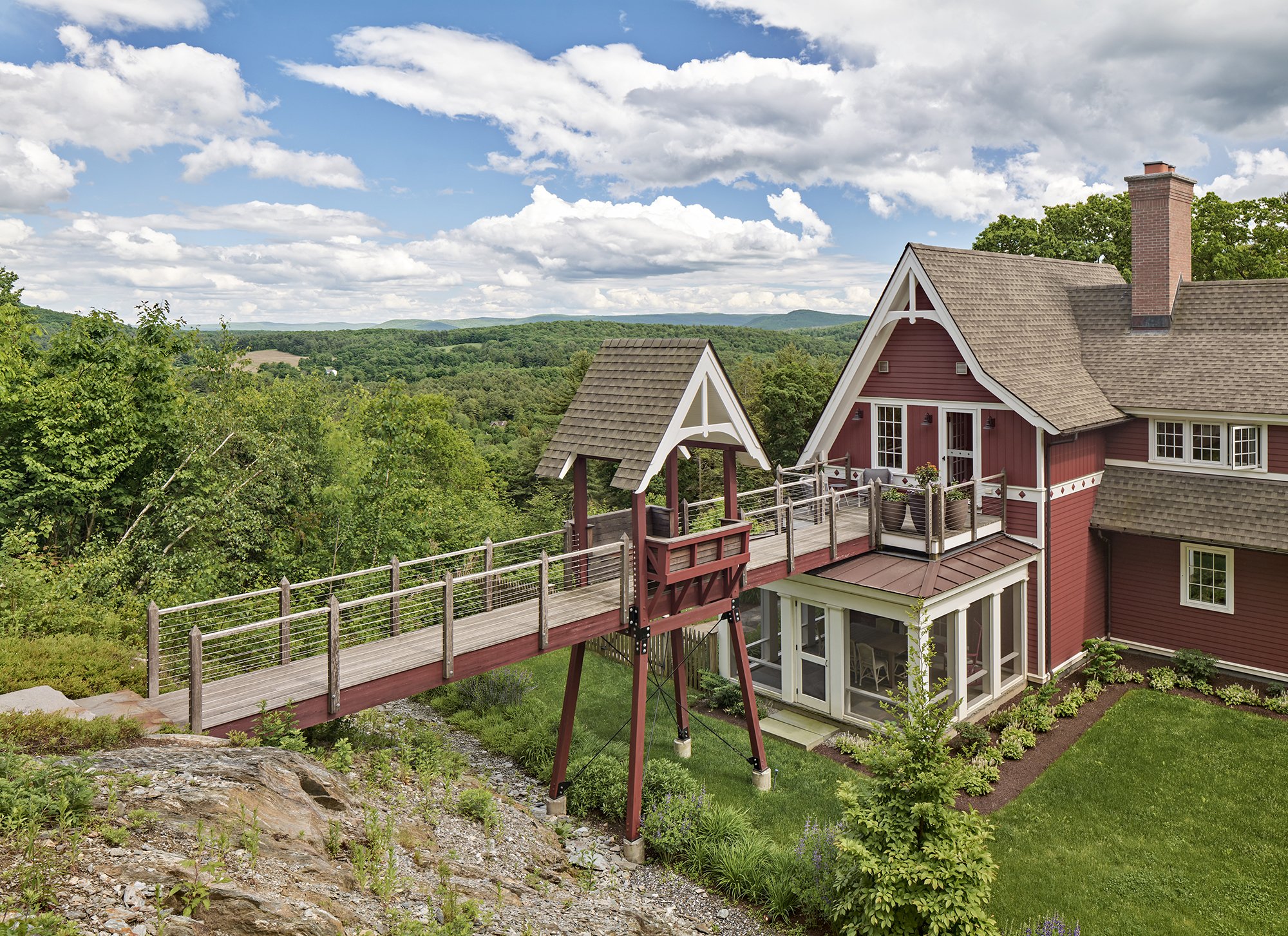 AR01_TheFireberryHouse_05.jpg