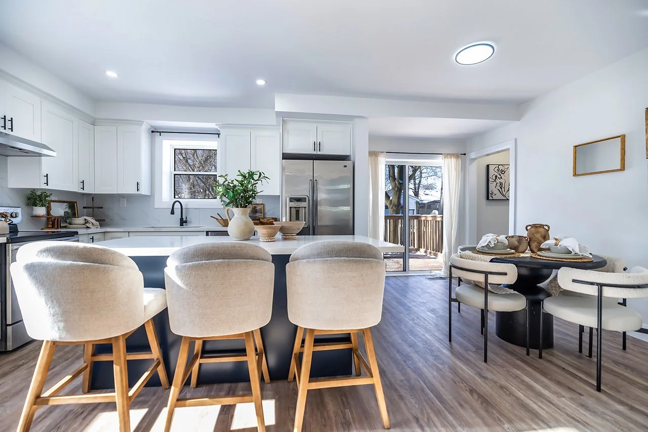 Kitchen/Dining Complete