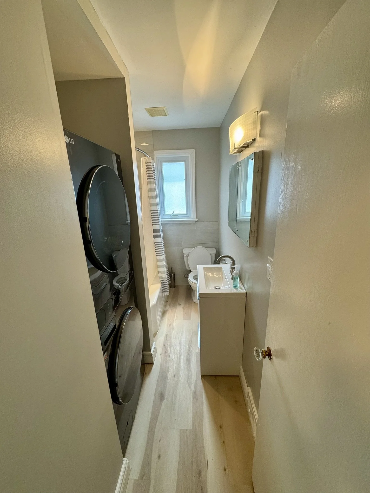 Wilson Bathroom upstairs after.JPEG