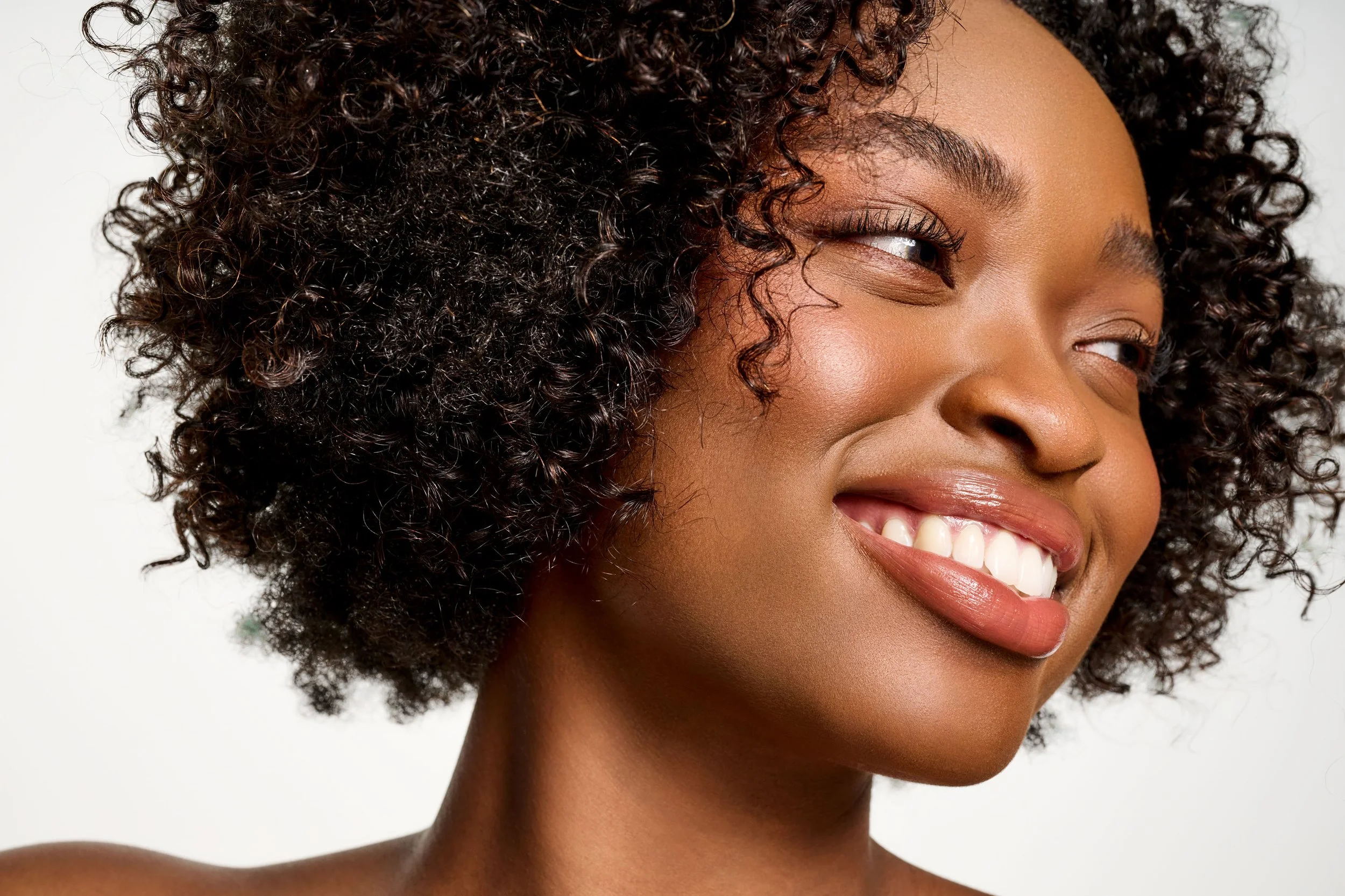 CH-23005_Jeff Stephens_SALLY_23_IONHairSolutions_MoistureFinalLook_136.jpg