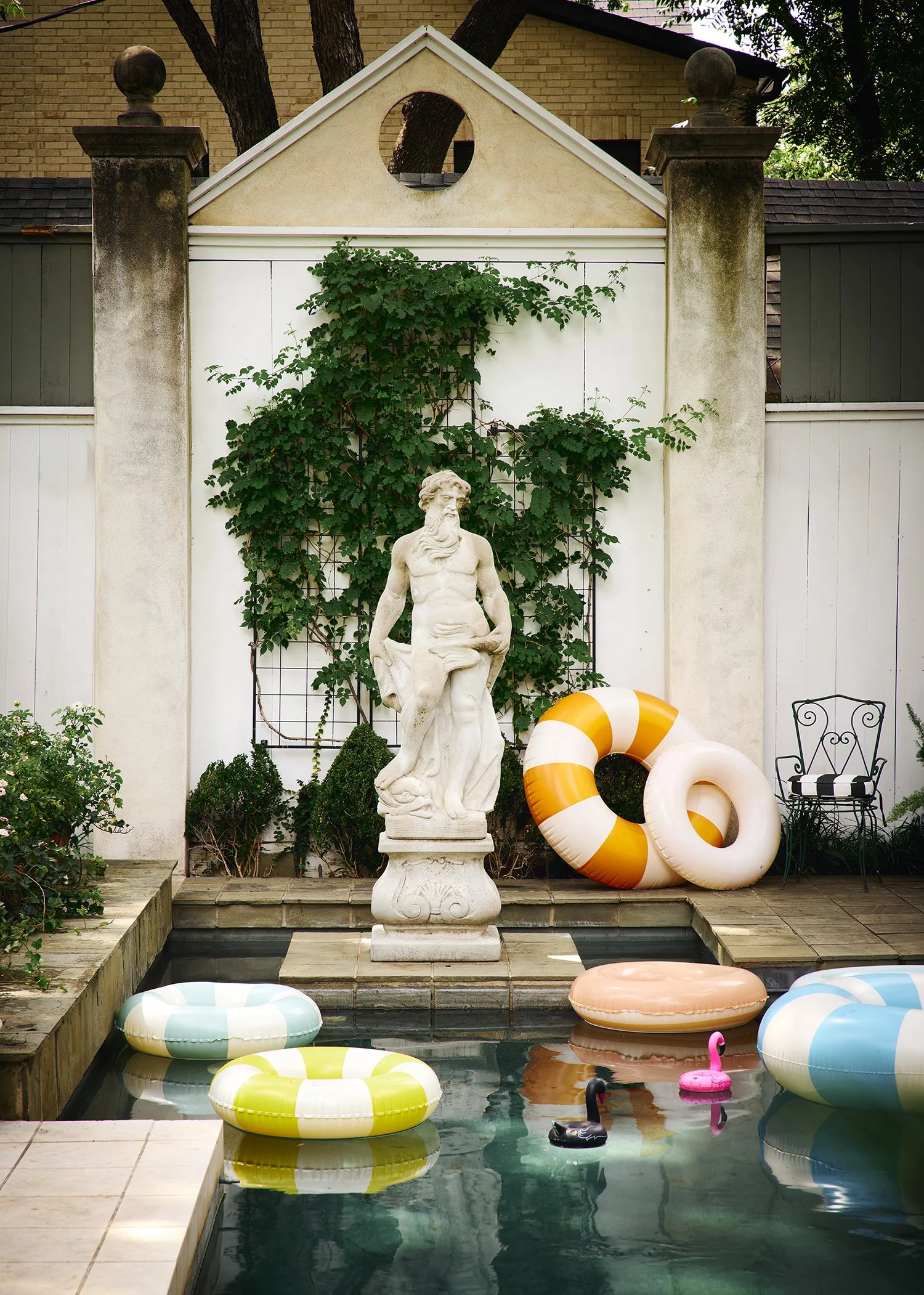 PB-PaperCityNov25-Hawthorne_Backyard_v5.jpg