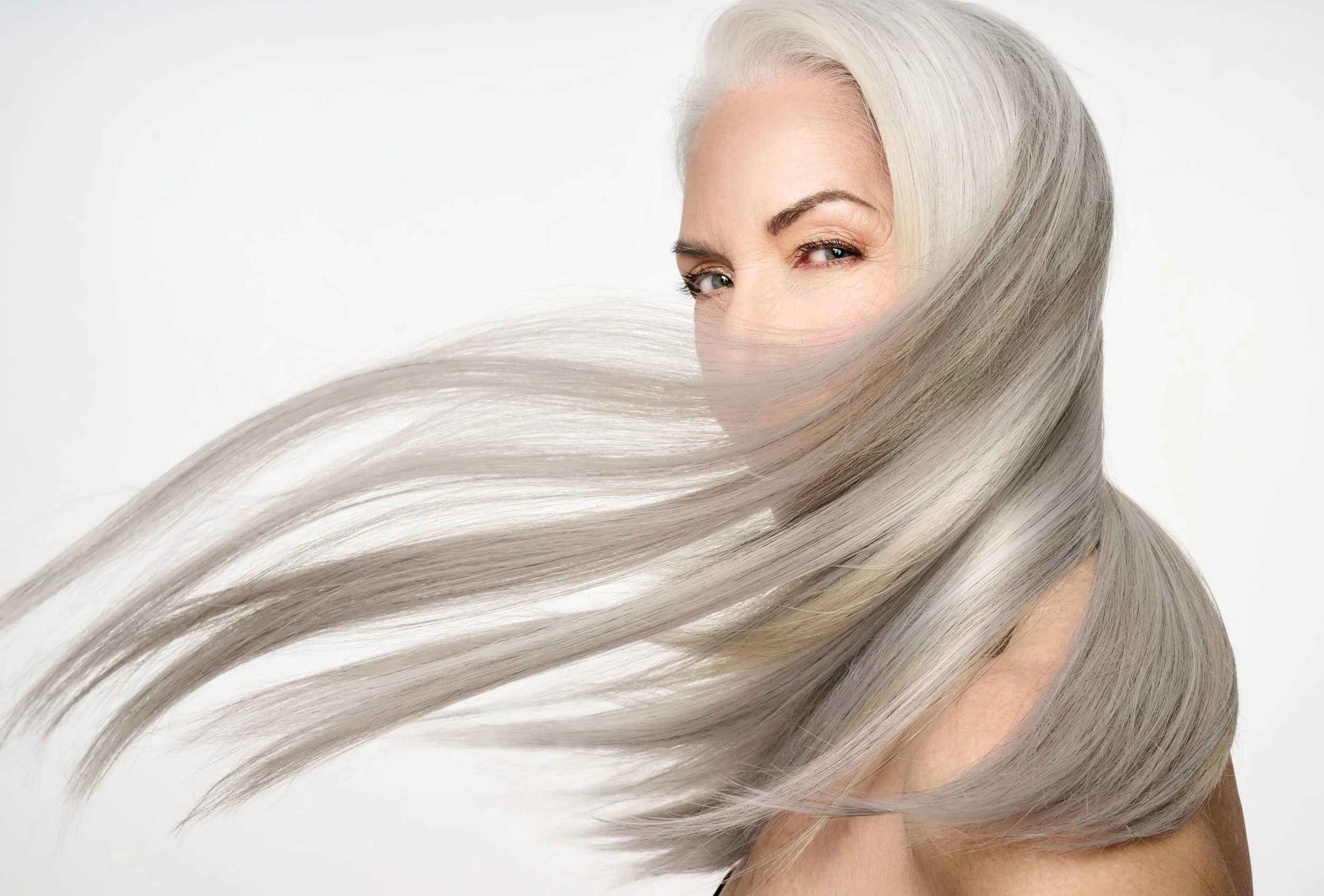 CH-23005_Jeff Stephens_SALLY_23_IONHairSolutions_StylingFinalLook_165.jpg