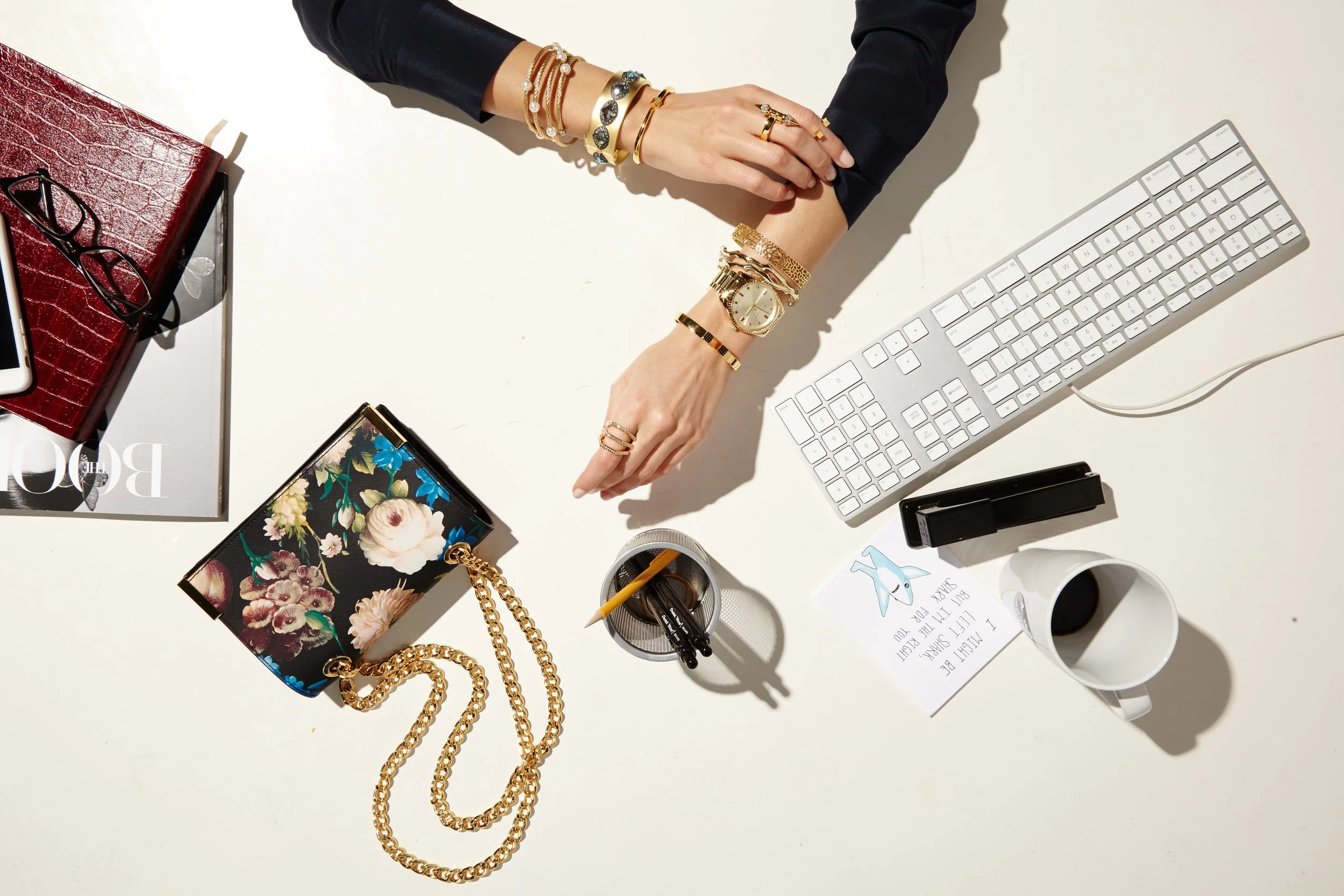 TM-PropsLCY1Z97-E-MICHAEL-KORS-853 copy.jpg