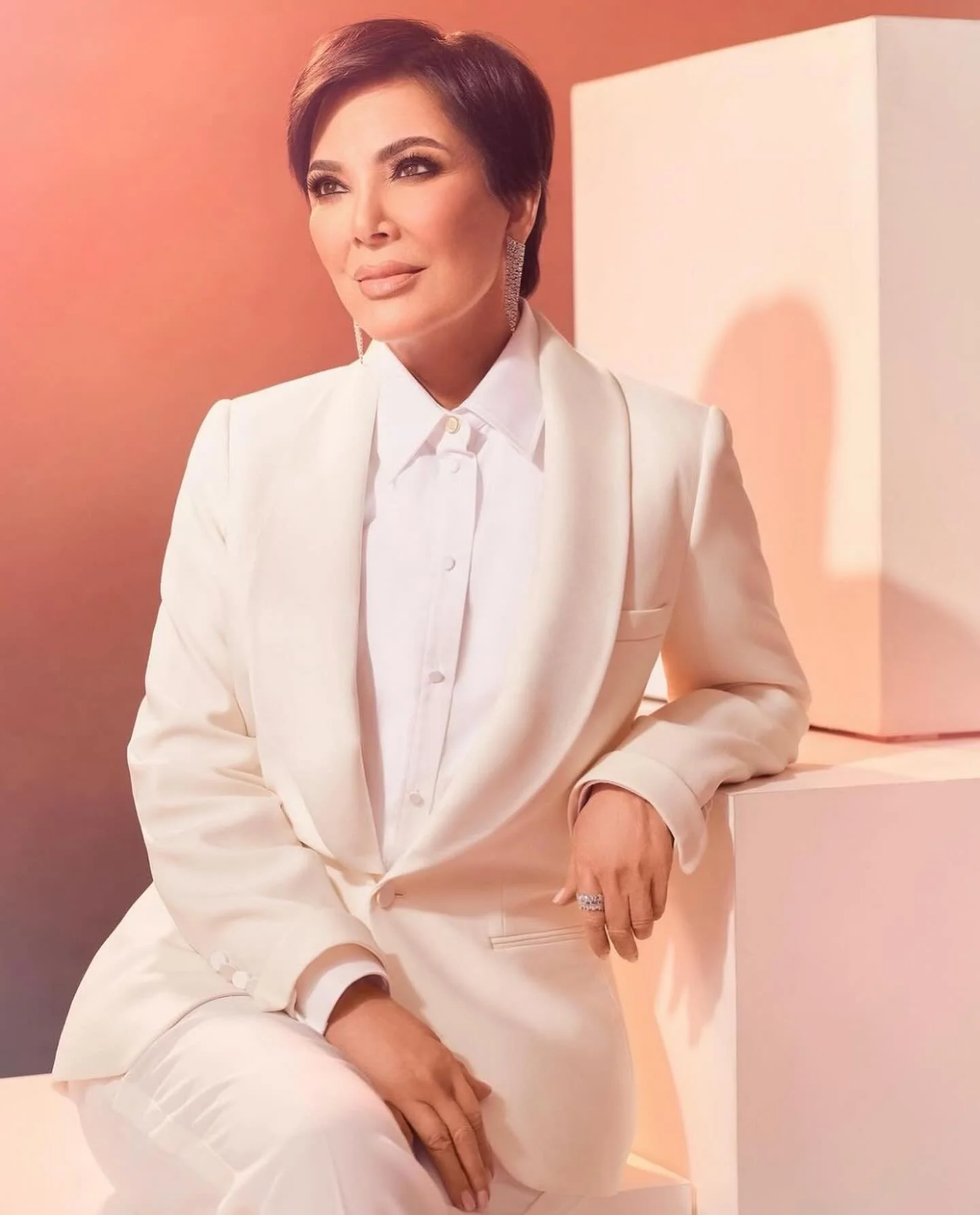 CH-KrisJenner-02.jpg