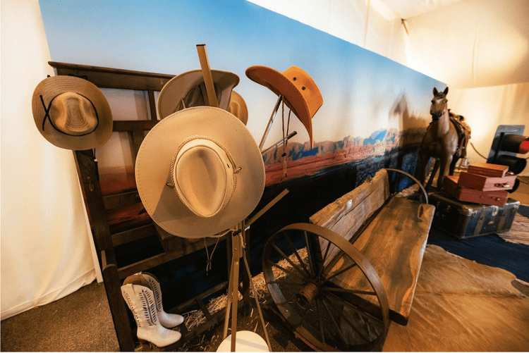 JH-FBStagecoach-07.png