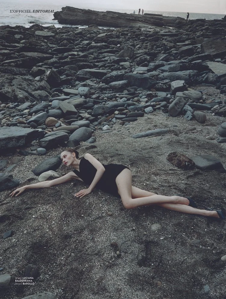 120_EDITORIAL_Neverland_10 PAGES-3.jpg