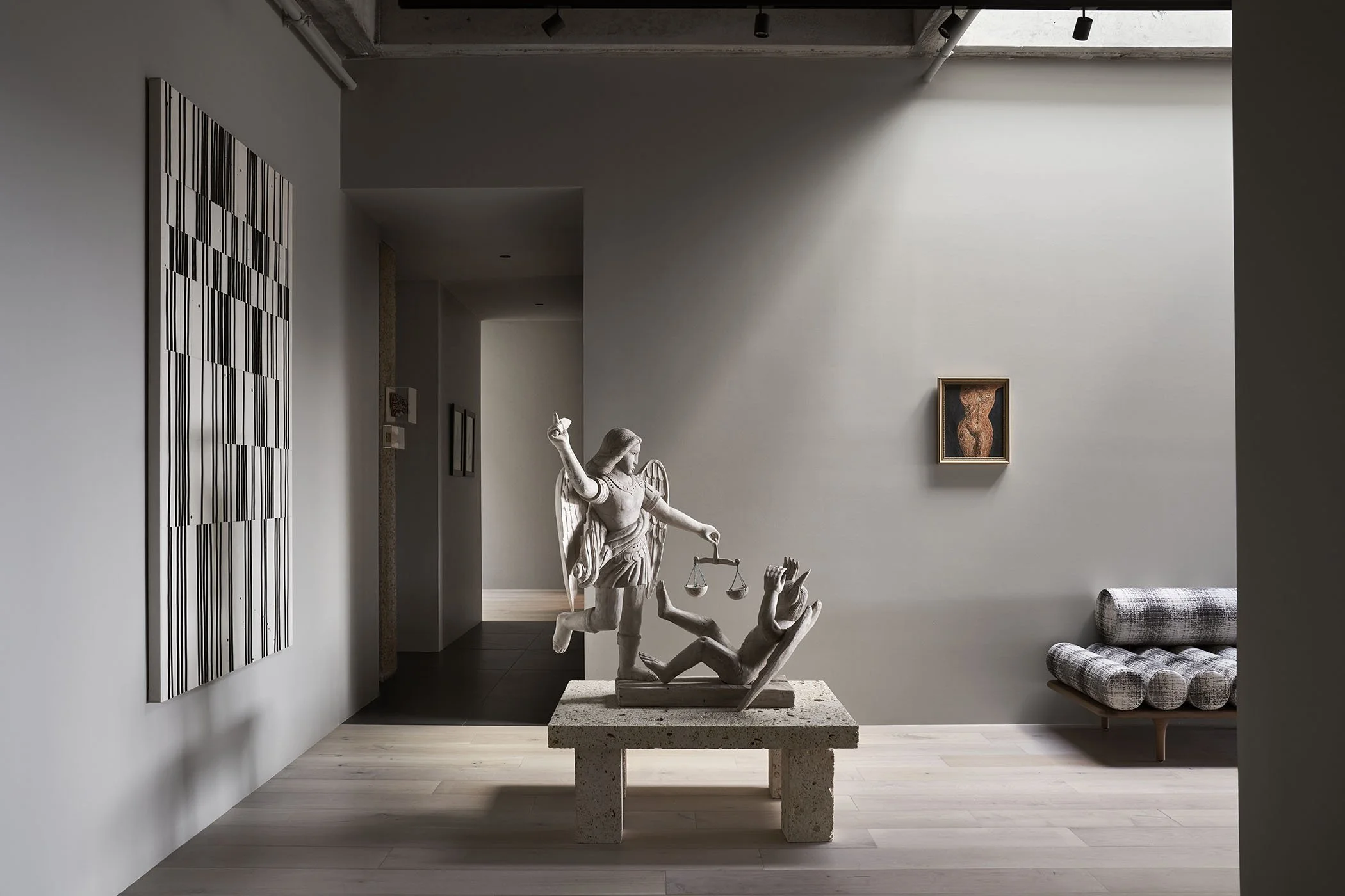 43_Lambrakos_Penthouse_Gallery2-1.jpg.jpeg