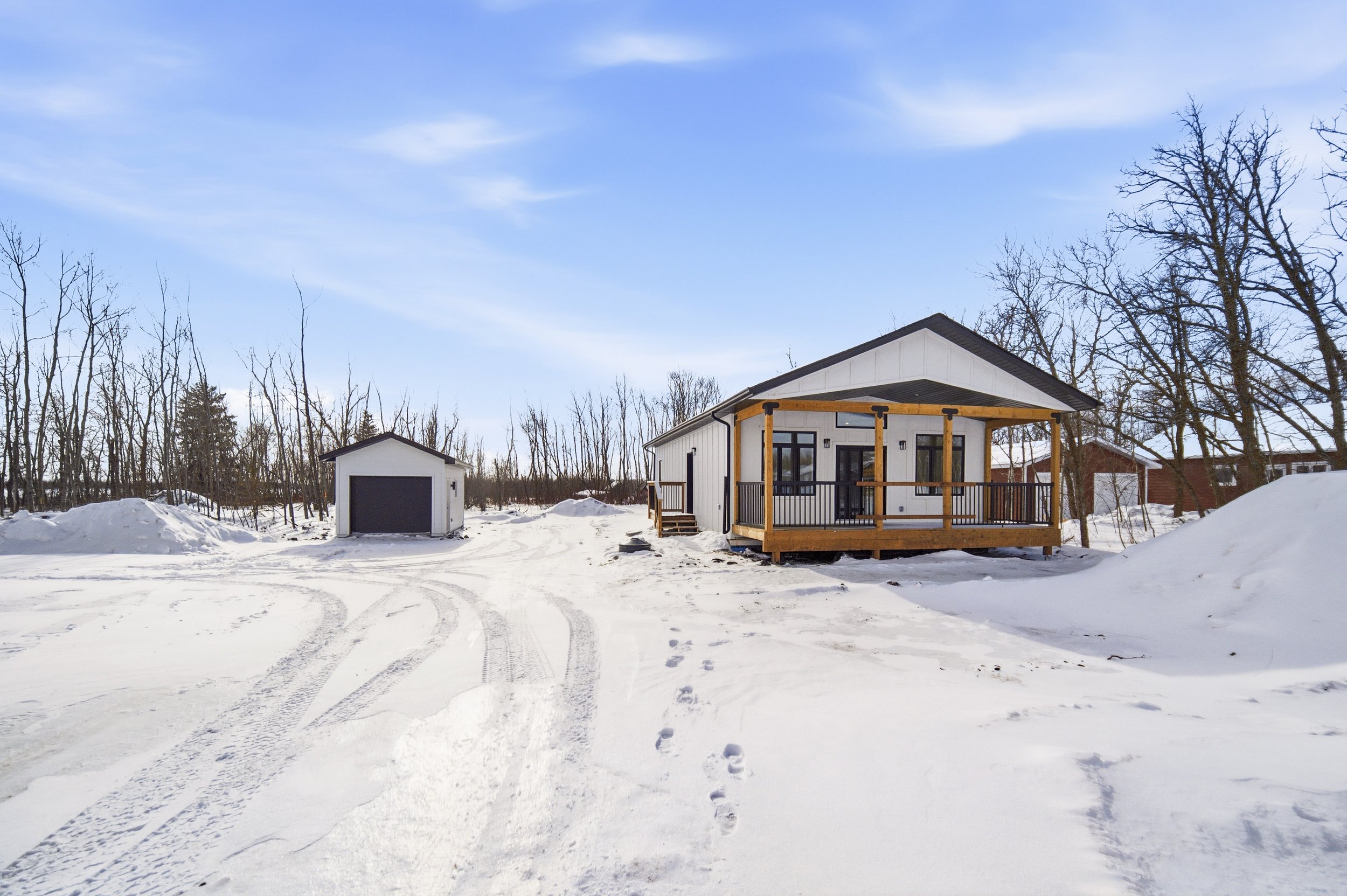 9 EVERWOOD CRESCENT, MATLOCK - $399,900