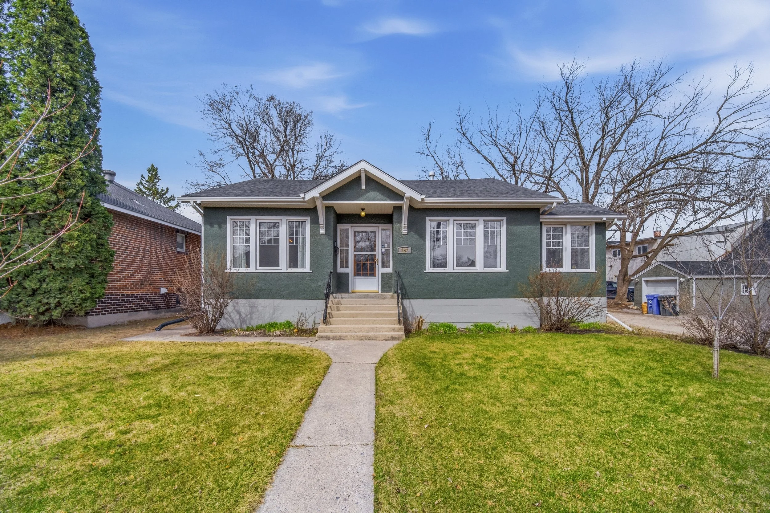 167 TACHE AVENUE, WINNIPEG - $499,900