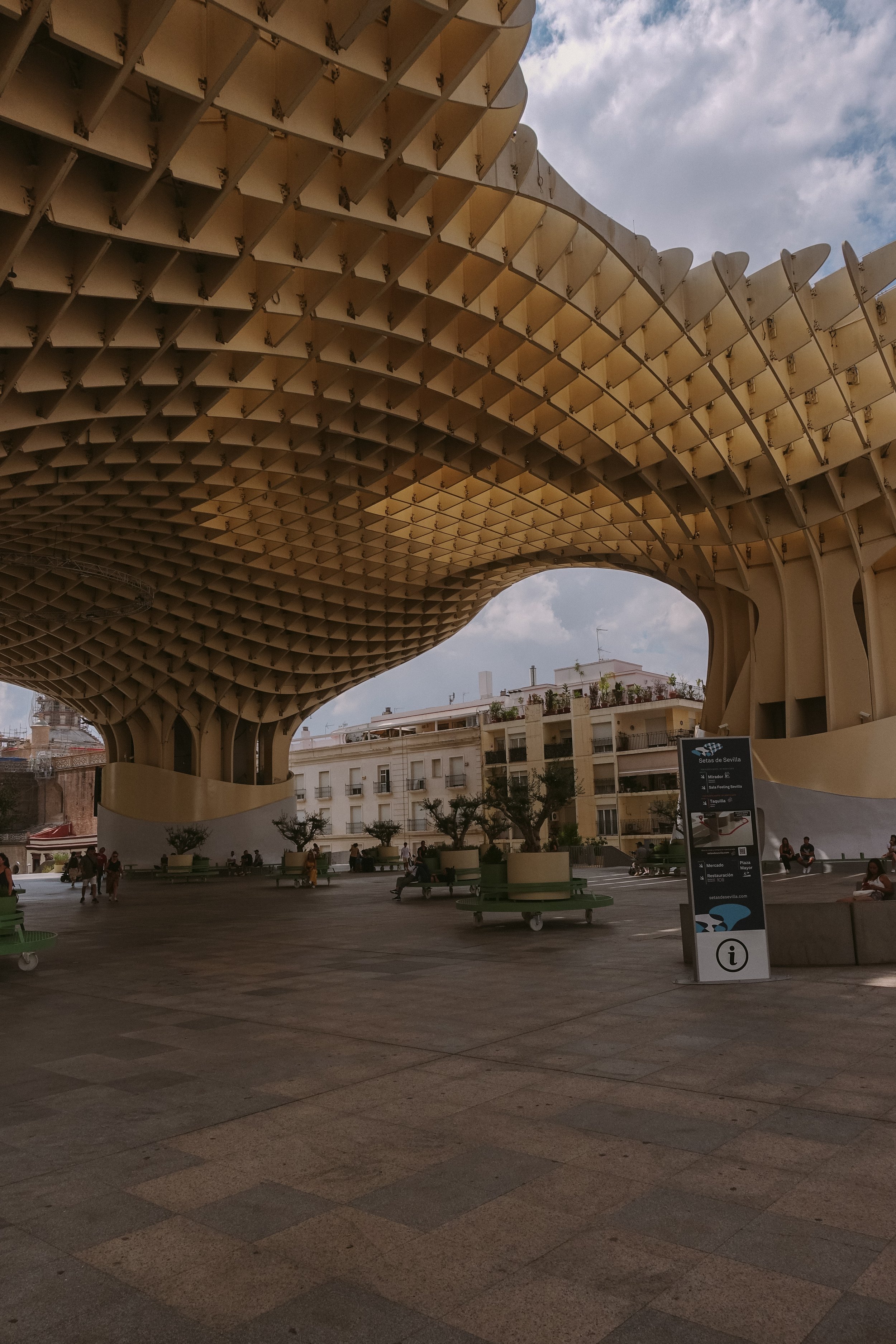 Seville-2.jpg