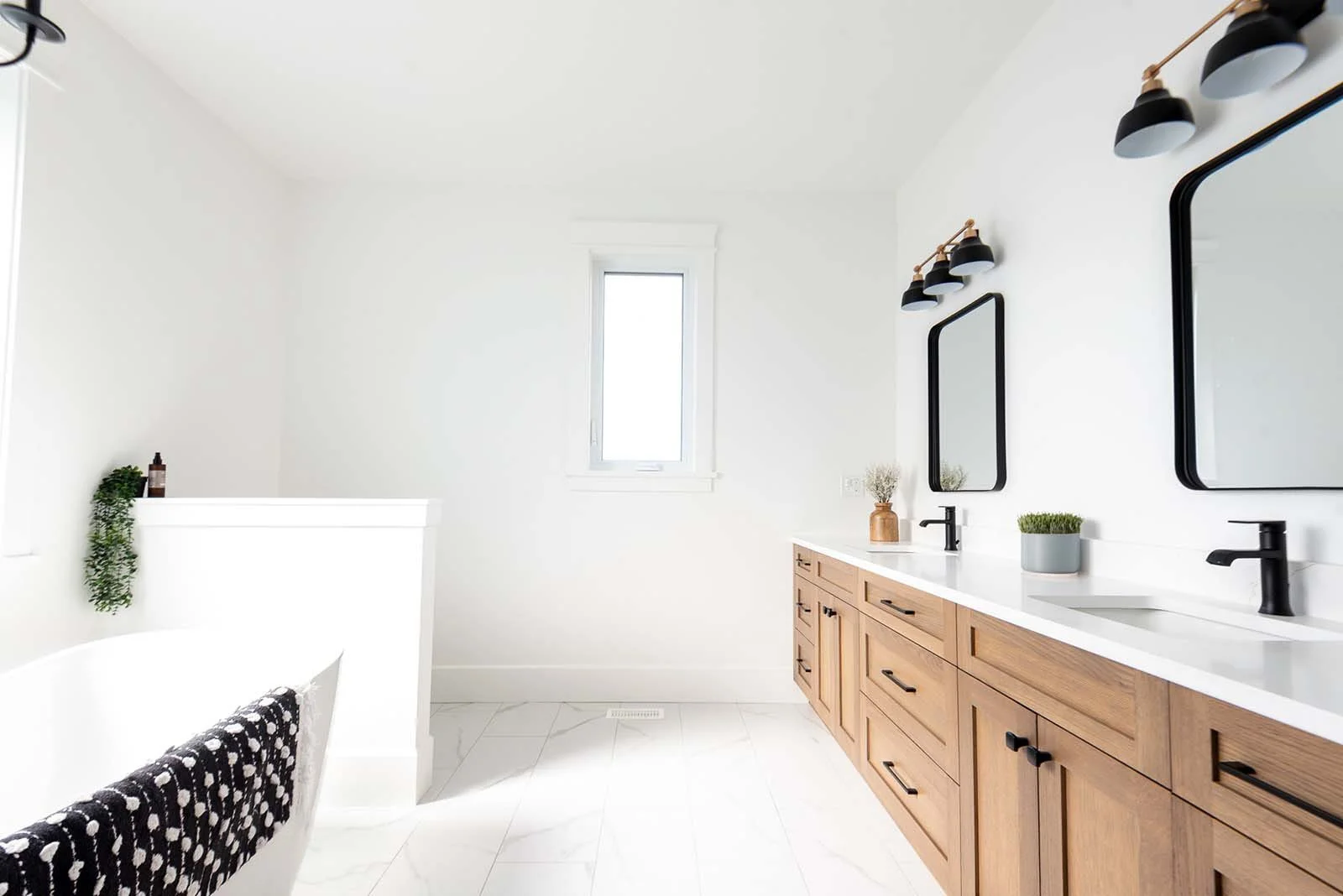 SLR Island Construction_wicks road project_interiors_44.jpg