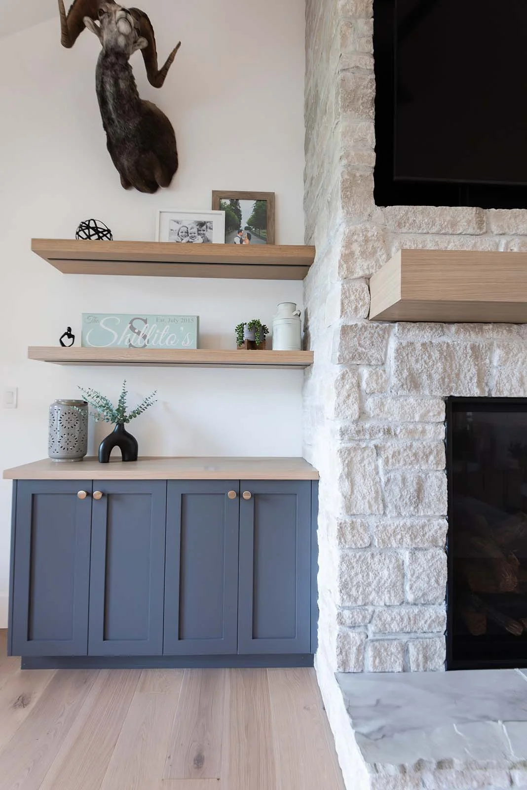 SLR Island Construction_wicks road project_interiors_19.jpg