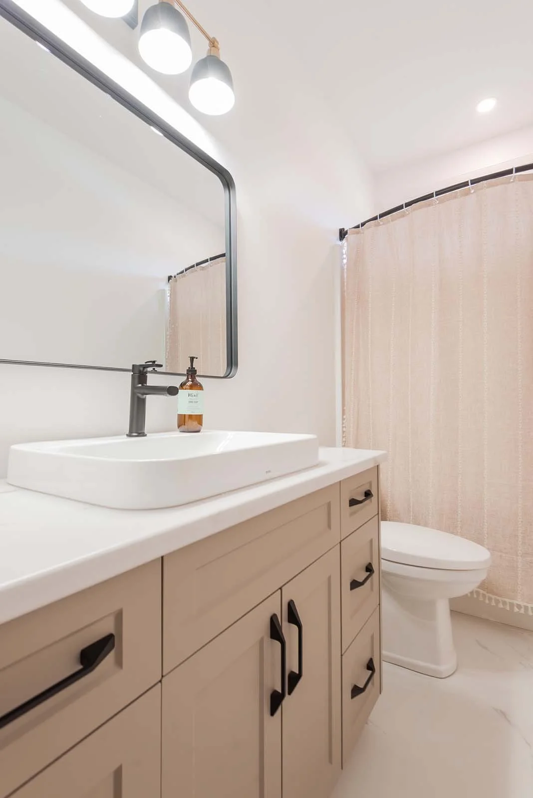 SLR Island Construction_wicks road project_interiors_26.jpg