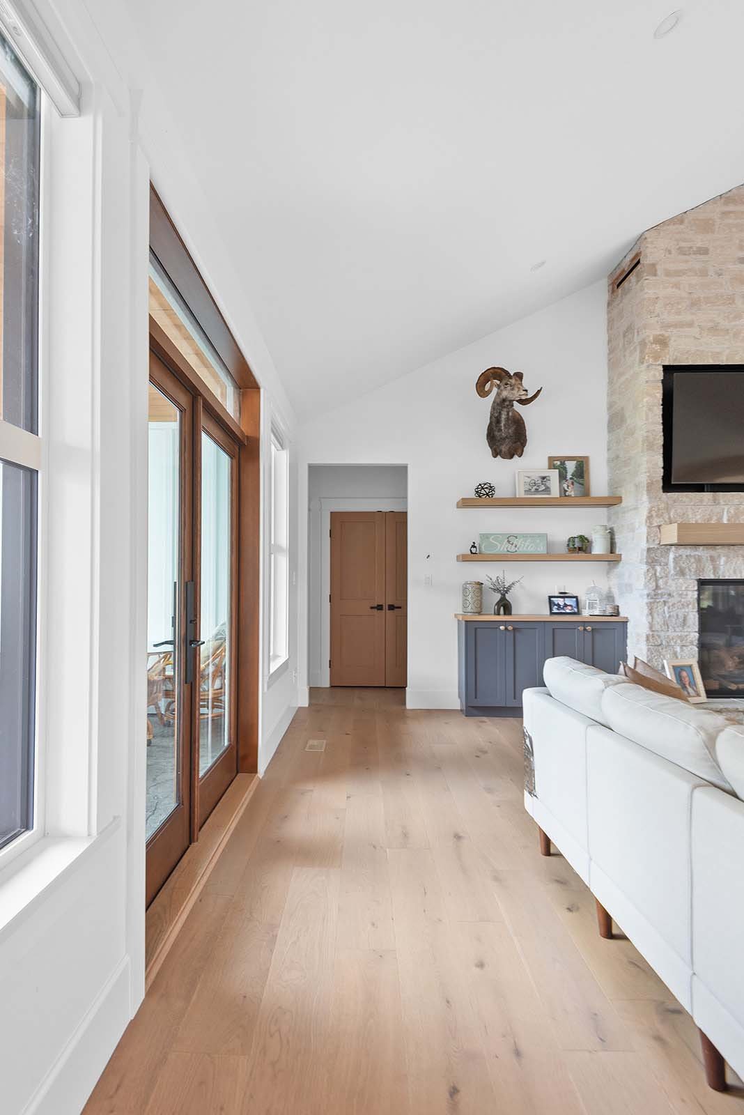 SLR Island Construction_wicks road project_interiors_24.jpg