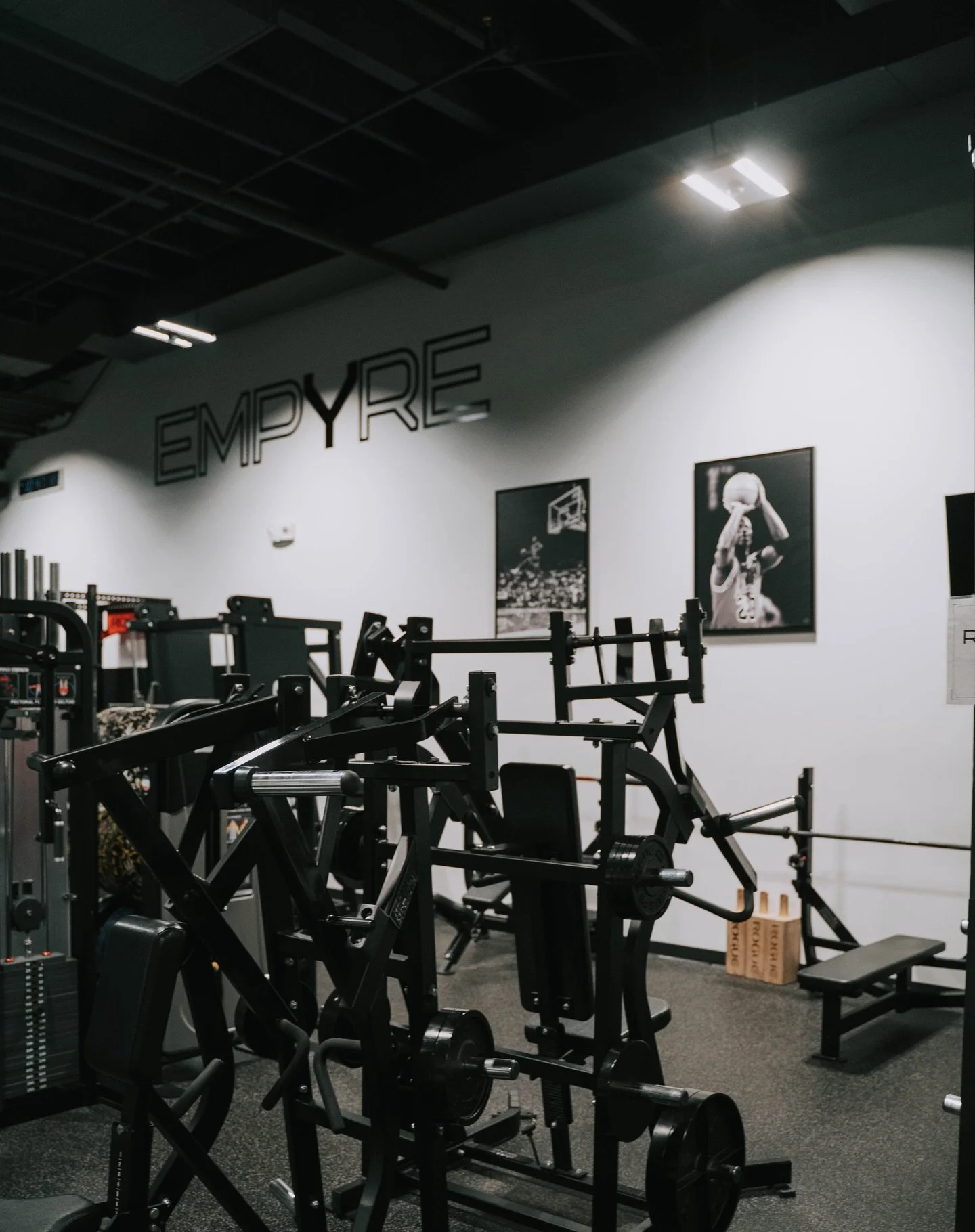 Don&rsquo;t wait for January 🫣 Sign up today, get 2 free weeks + 5 sauna sessions.
Plus&hellip; 24/7 access is right around the corner 👀