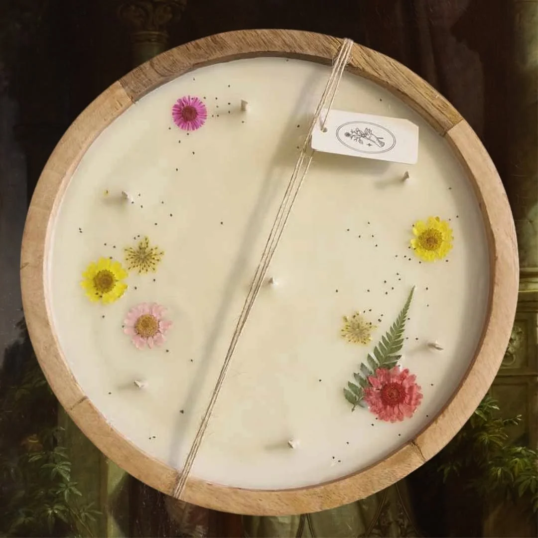 Bougie fleurie Vestiges en cire végétale et fleurs séchées naturelles