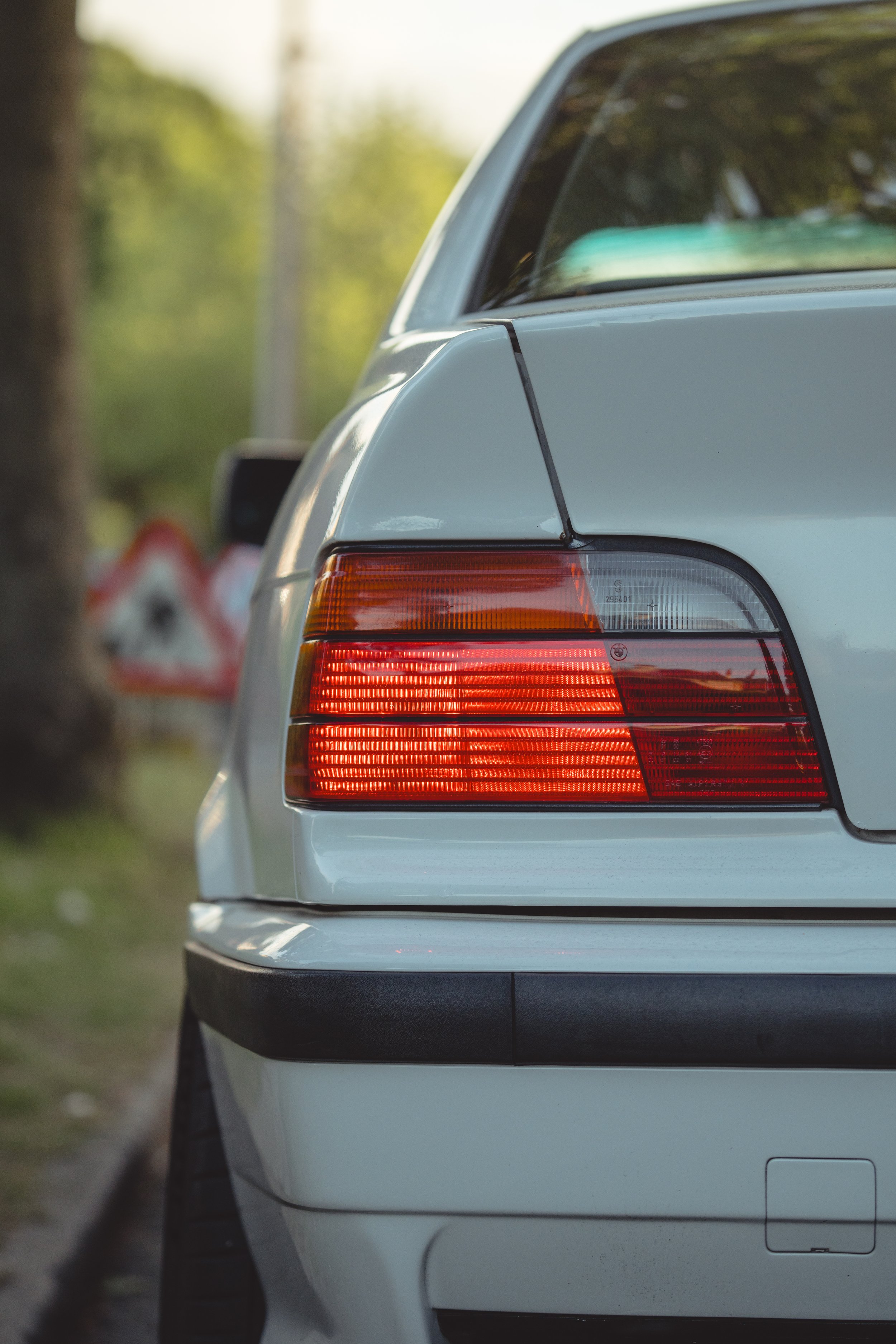 Nayf E36-10.jpg