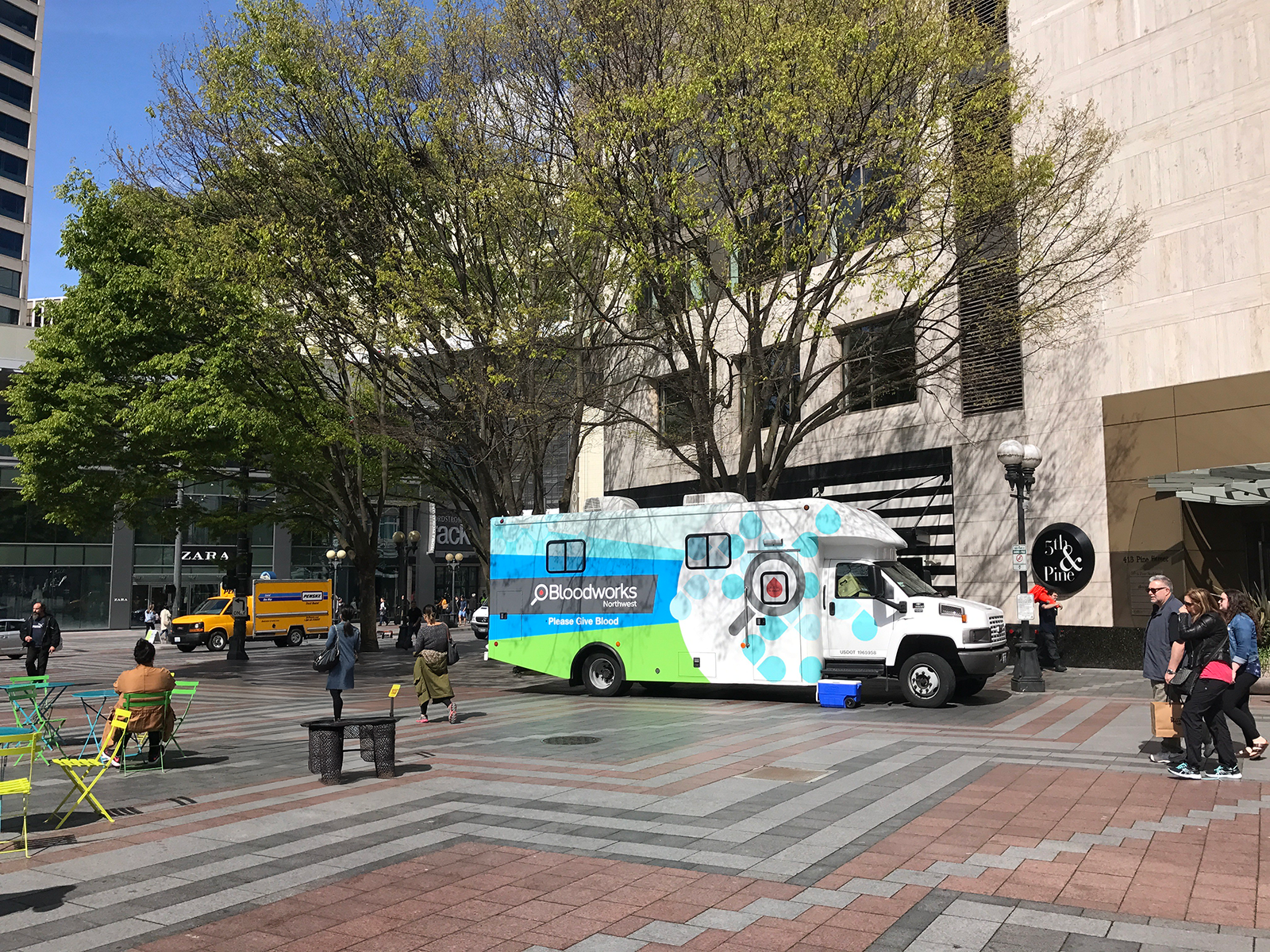 BloodworksNW Bloodmobile