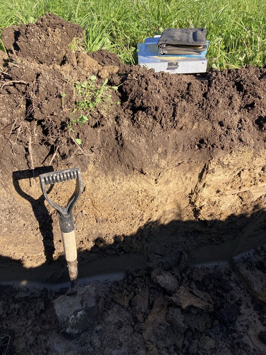 inspection-soil-test-pit.jpg