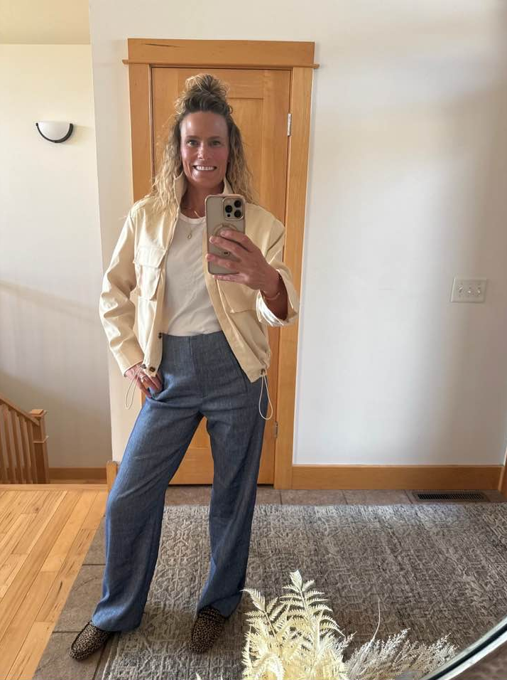 Outfit Inspo: Chic Neutrals with a Bold Twist