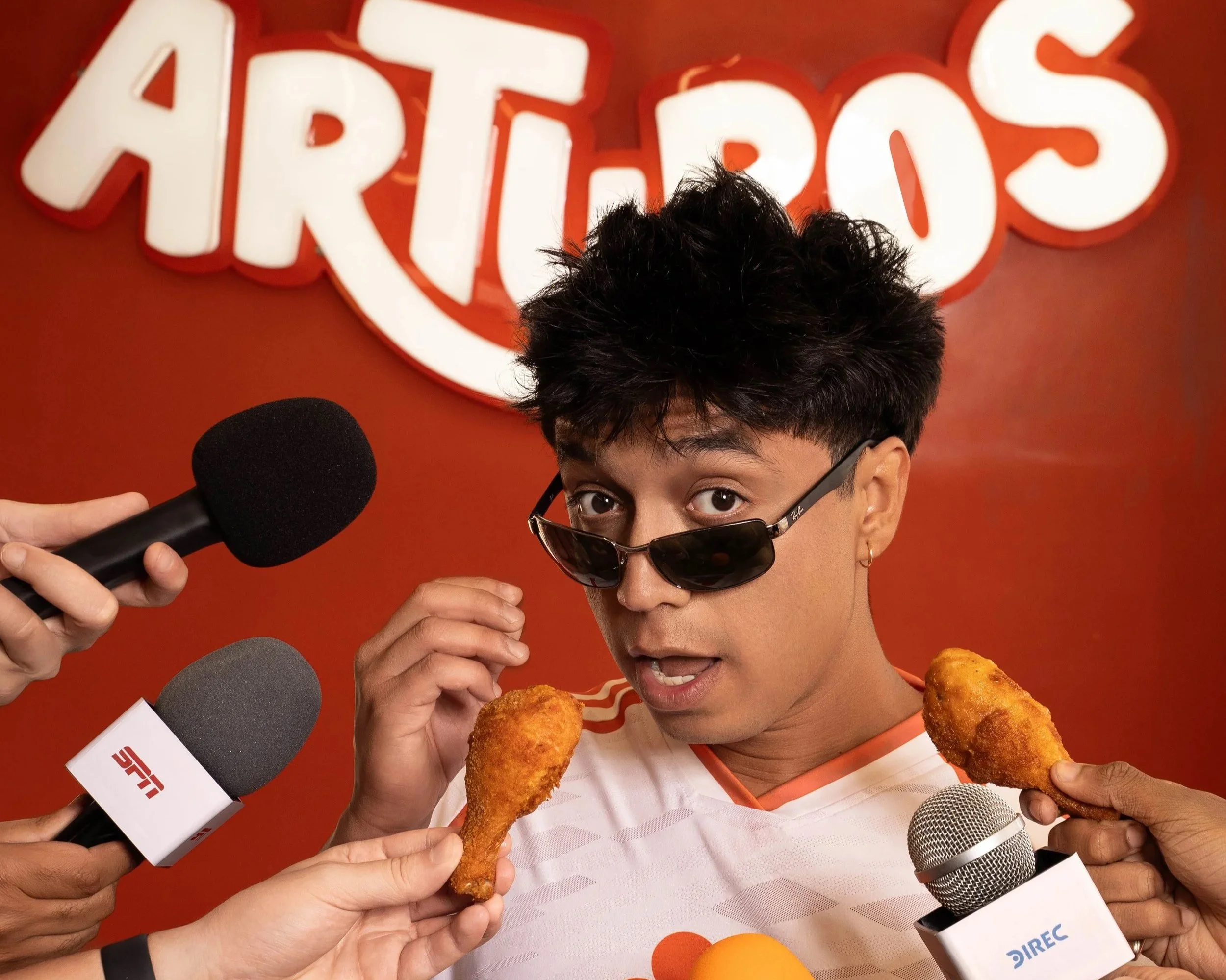 ARTUROS x SANTI PEREZ