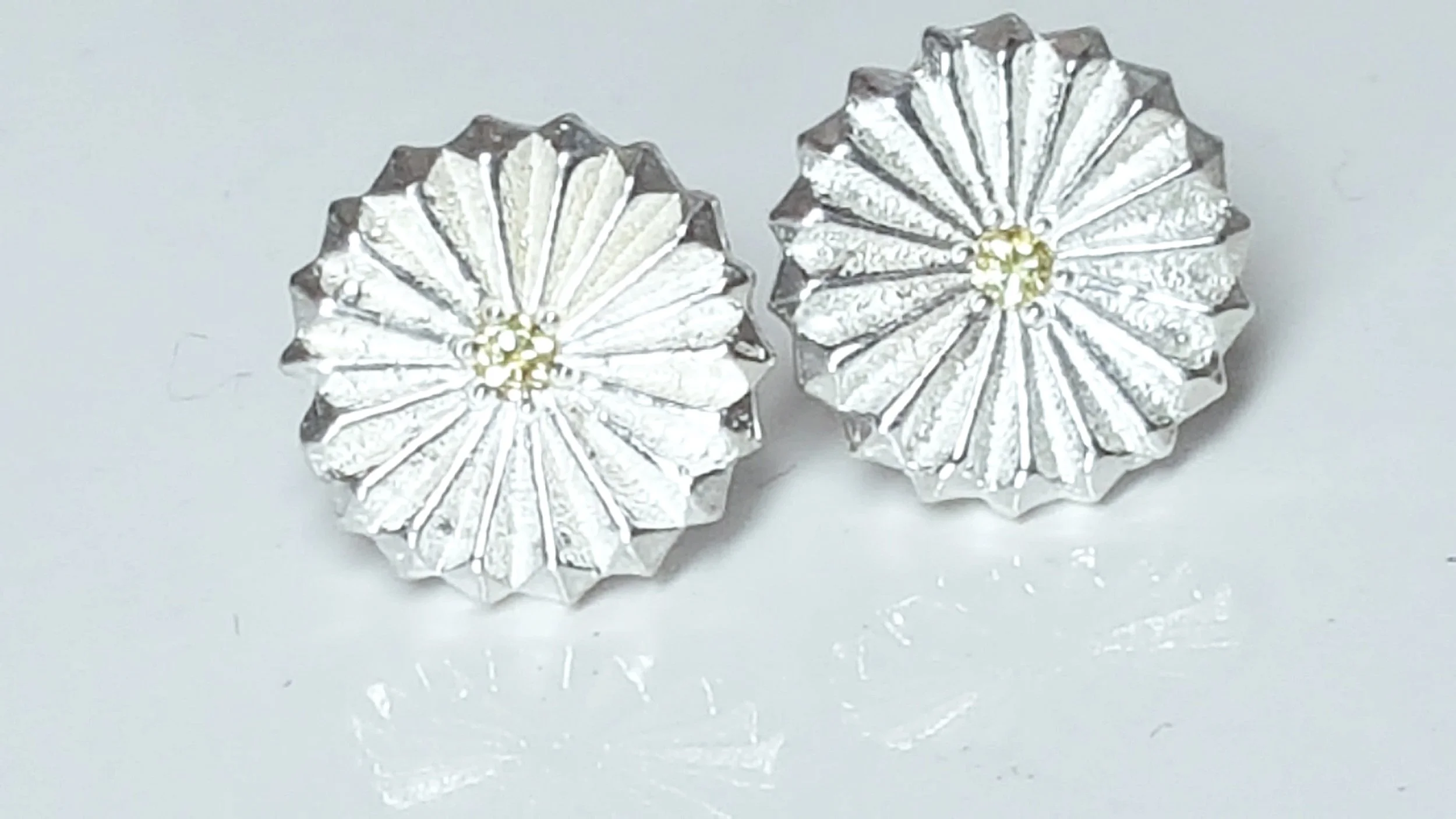 Daisy Collection Sterling Silver Stud Earrings