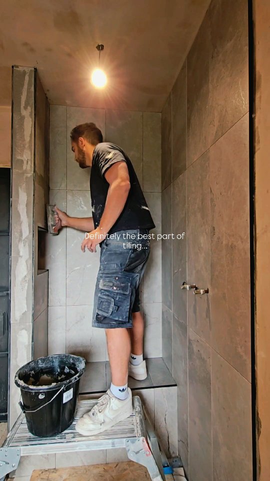 It's definitely the best part of tiling
#tiling #bathroomrenovation #bathroominspo #bathroominspiration