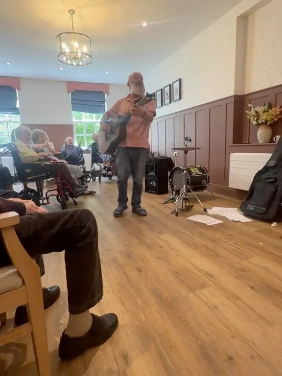 What a brilliant sing along this afternoon with Al 🎶🎵