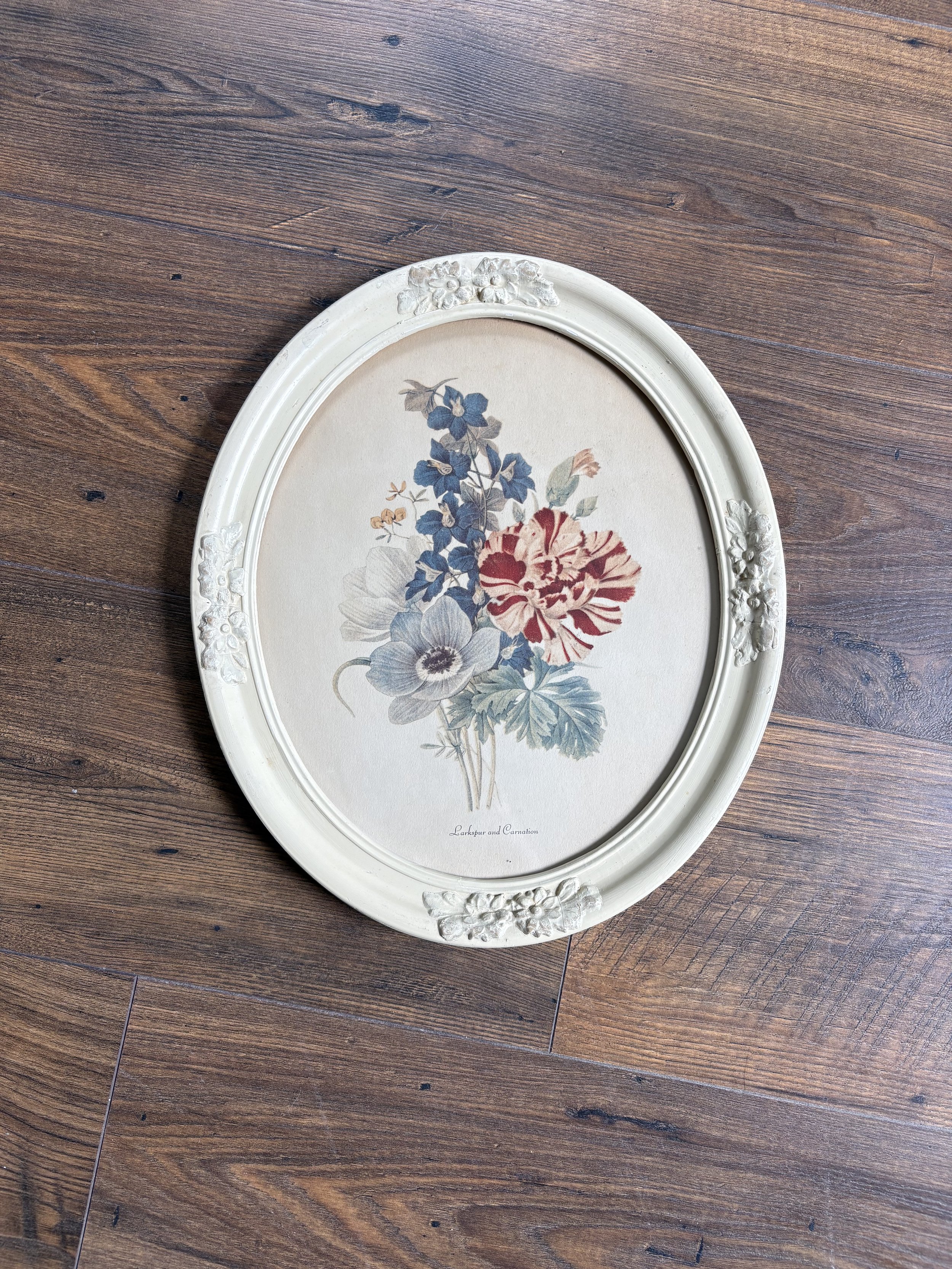 12.5”x9.5” ivory oval frame with floral details