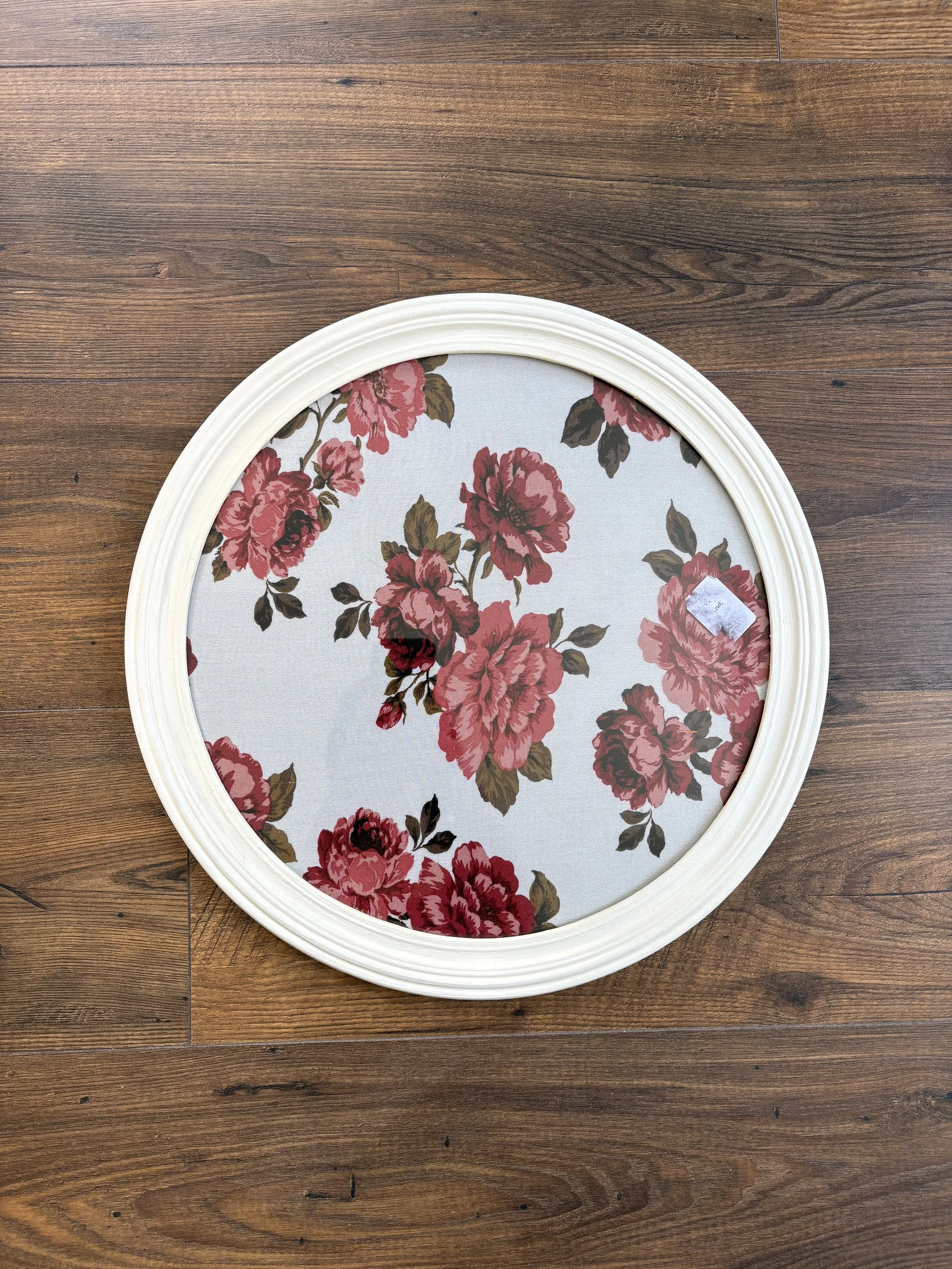 13” white round frame