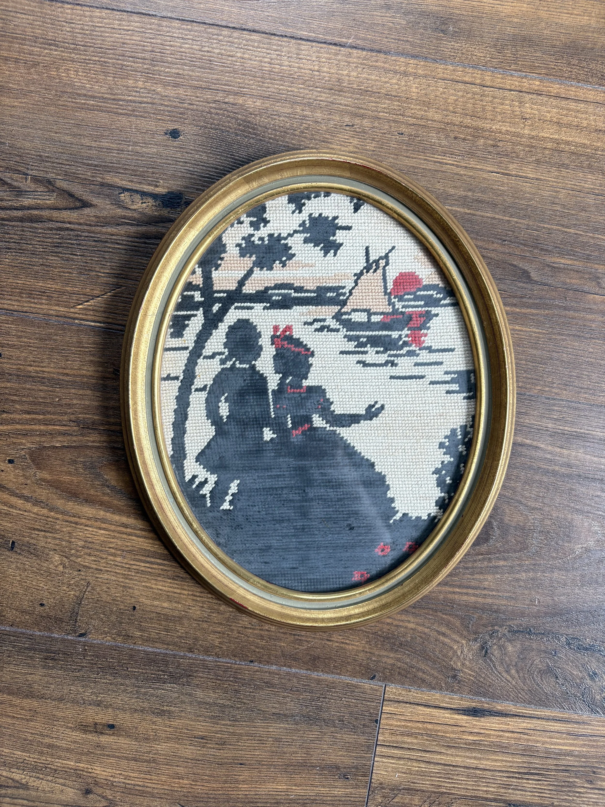 9.5”x7.5” gold oval frame