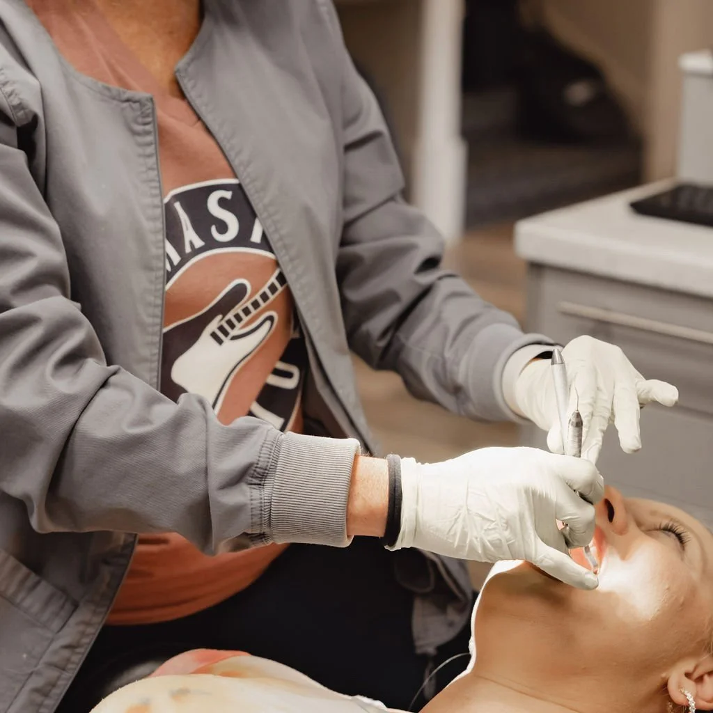Mask Dental Hygienist
