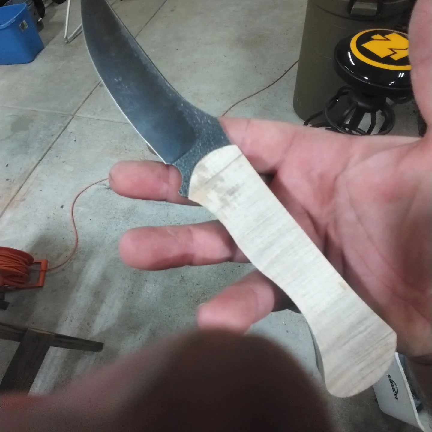 Another sneak peak. This will be a 1 of 1 for now. Curly maple scales with black G10 liners and hidden pins. Bit of family history in this one. The giant saw blade this was cut out of was from the old family barn. Will either be blued or coated with