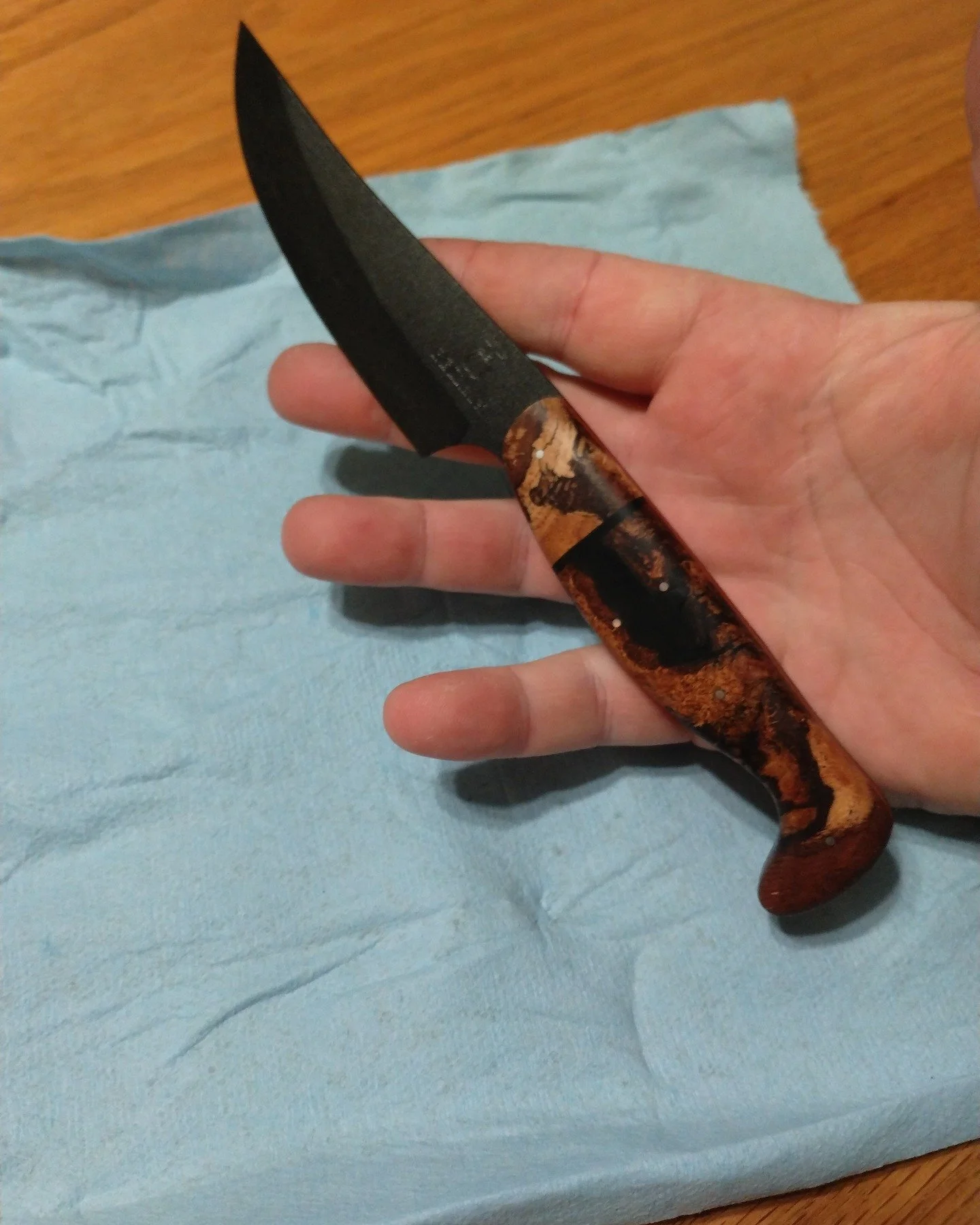 Added these 2 UC knives with custom handles to the website. There are some very visible scratches under the coating that I don't like, so these are being sold as 2nds. Any 2nds will only have cosmetic issues.

#steel #xmas #christmas #sportsman #hunt