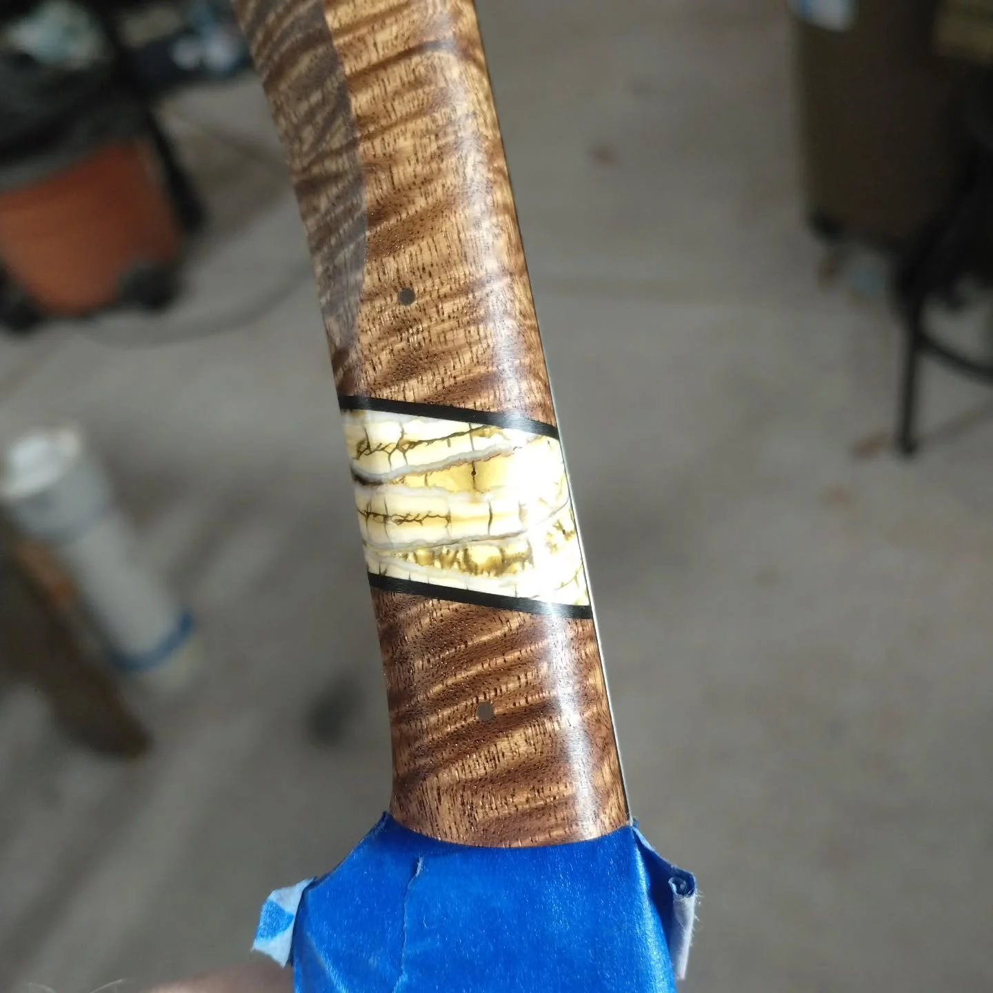 Progress being made on the Curly Acacia and Mammoth Molar......

#custom #handle #handmade #damascus #wood #steel #stabilized #mammoth #mastadons #fossilized #ancient #xmas #christmas #gift #giftidea