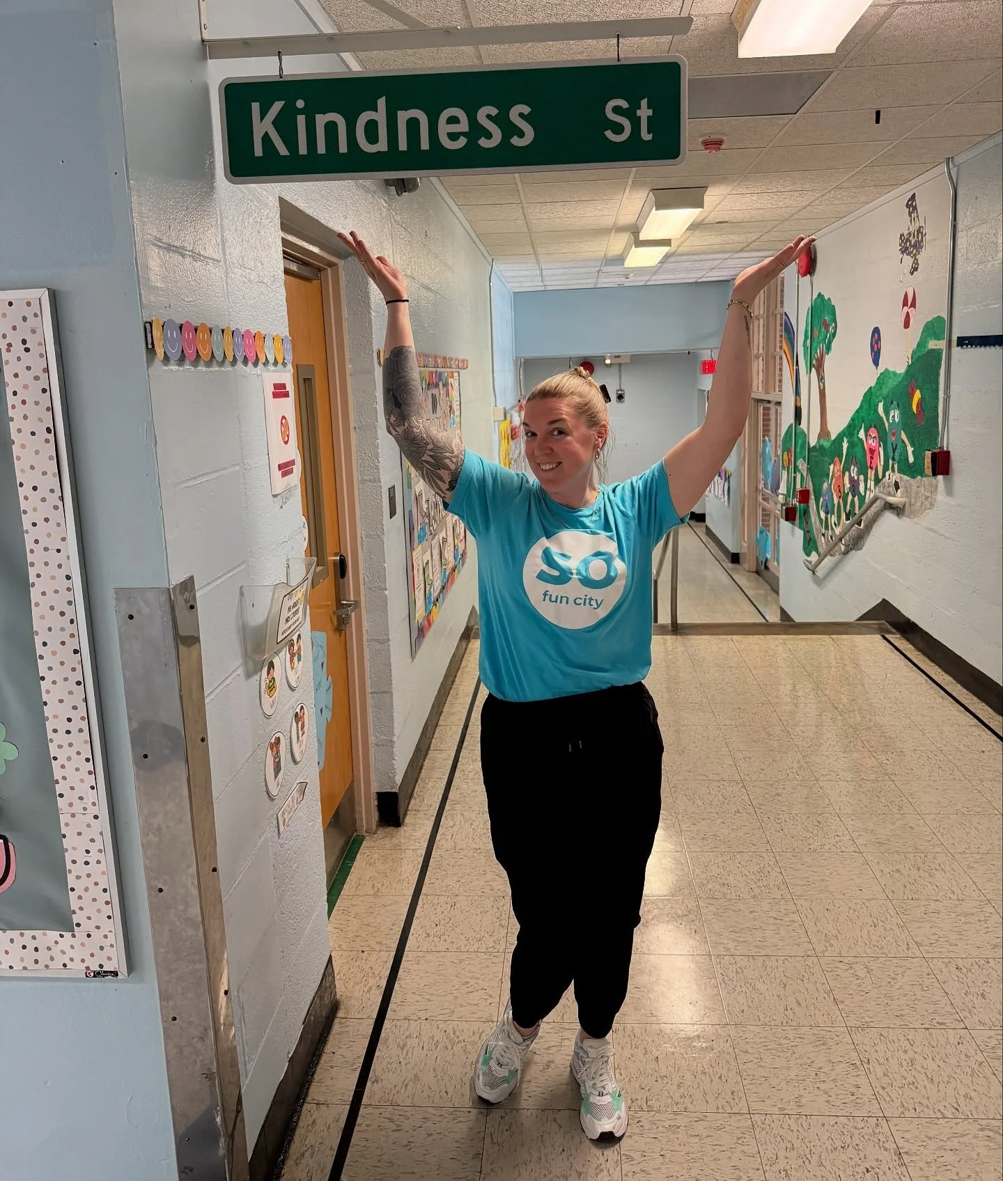 When the street sign matches the energy of our gameshow...it&rsquo;s gotta be a good day! We brought the fun to Kindness Street and had a blast! #KindnessStreet #SOFunGameshow #PositiveEnergy #GoodVibesOnly