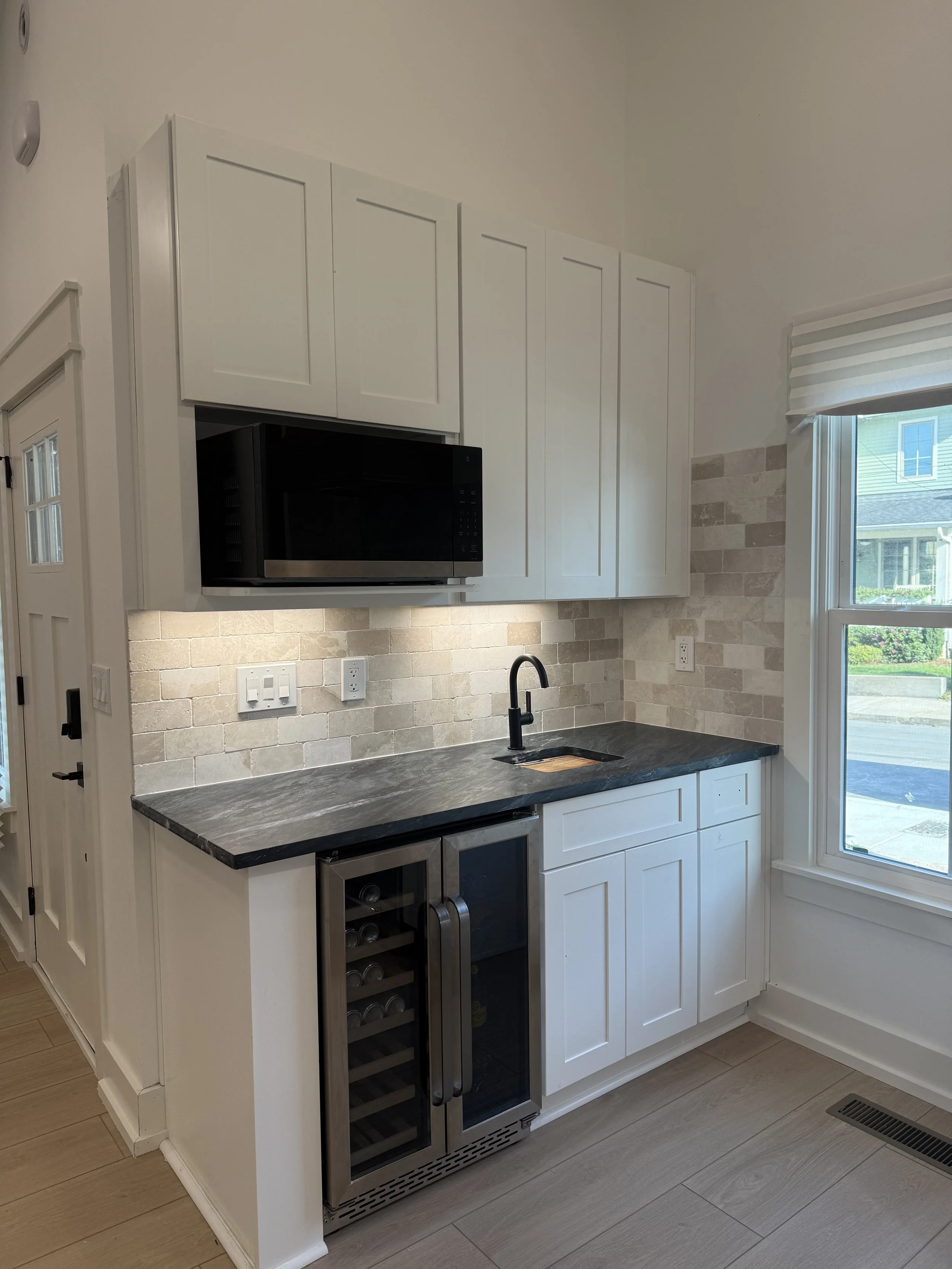 Custom kitchen remodel in Nashville with quartz countertops