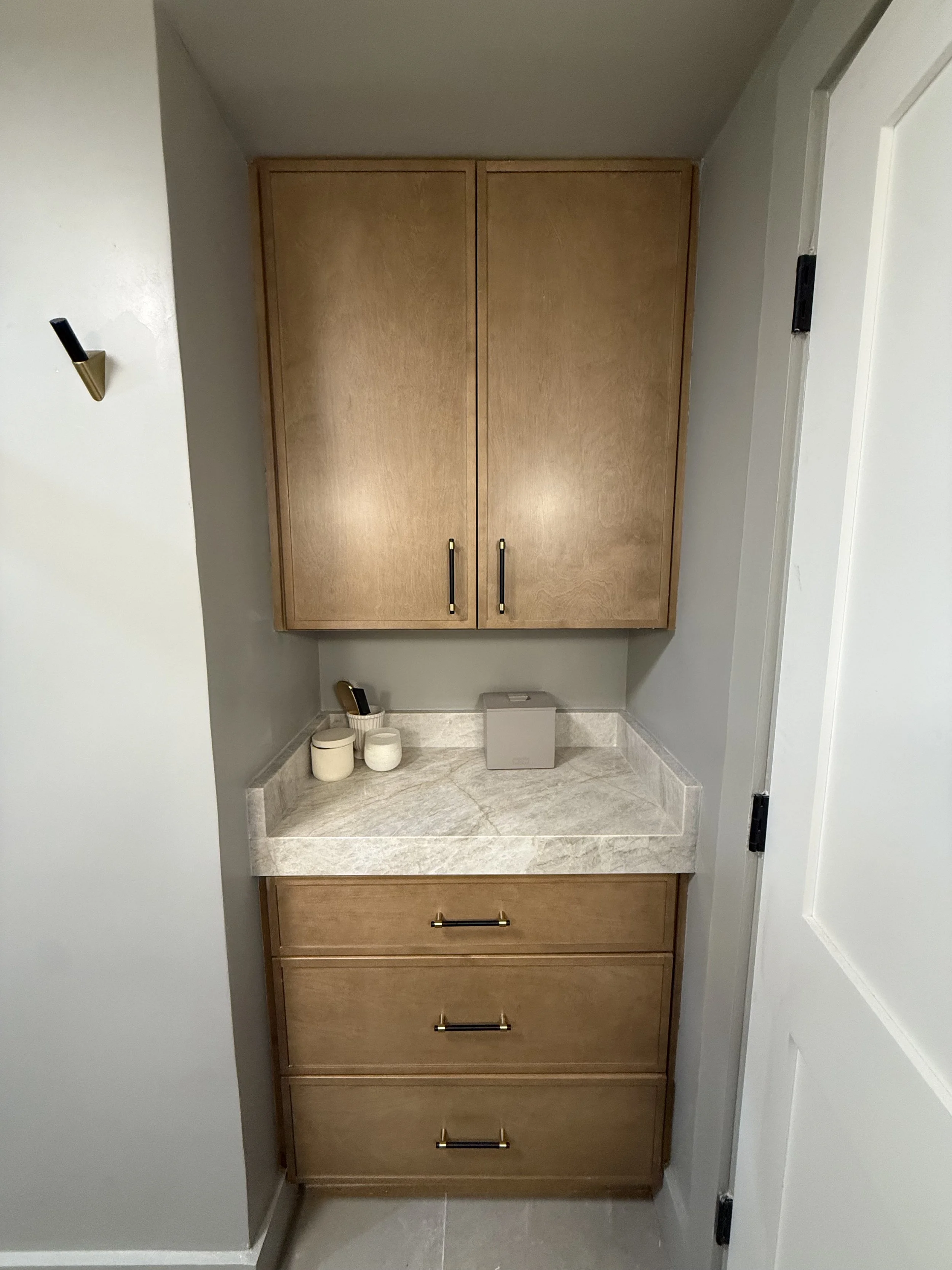Custom Bathroom Shelving Nashville TN
