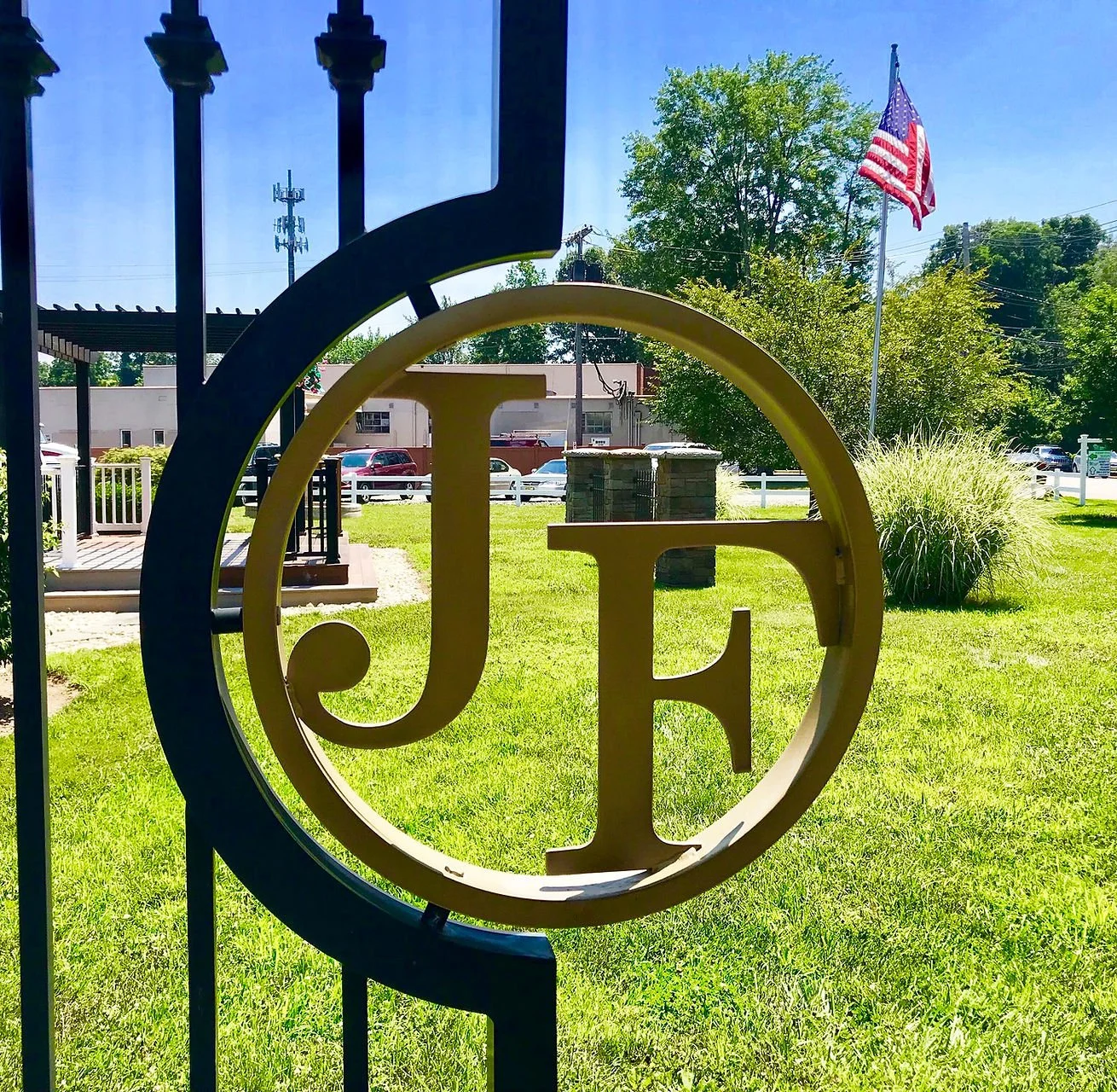 Custom fence company near me in Essex County, NJ