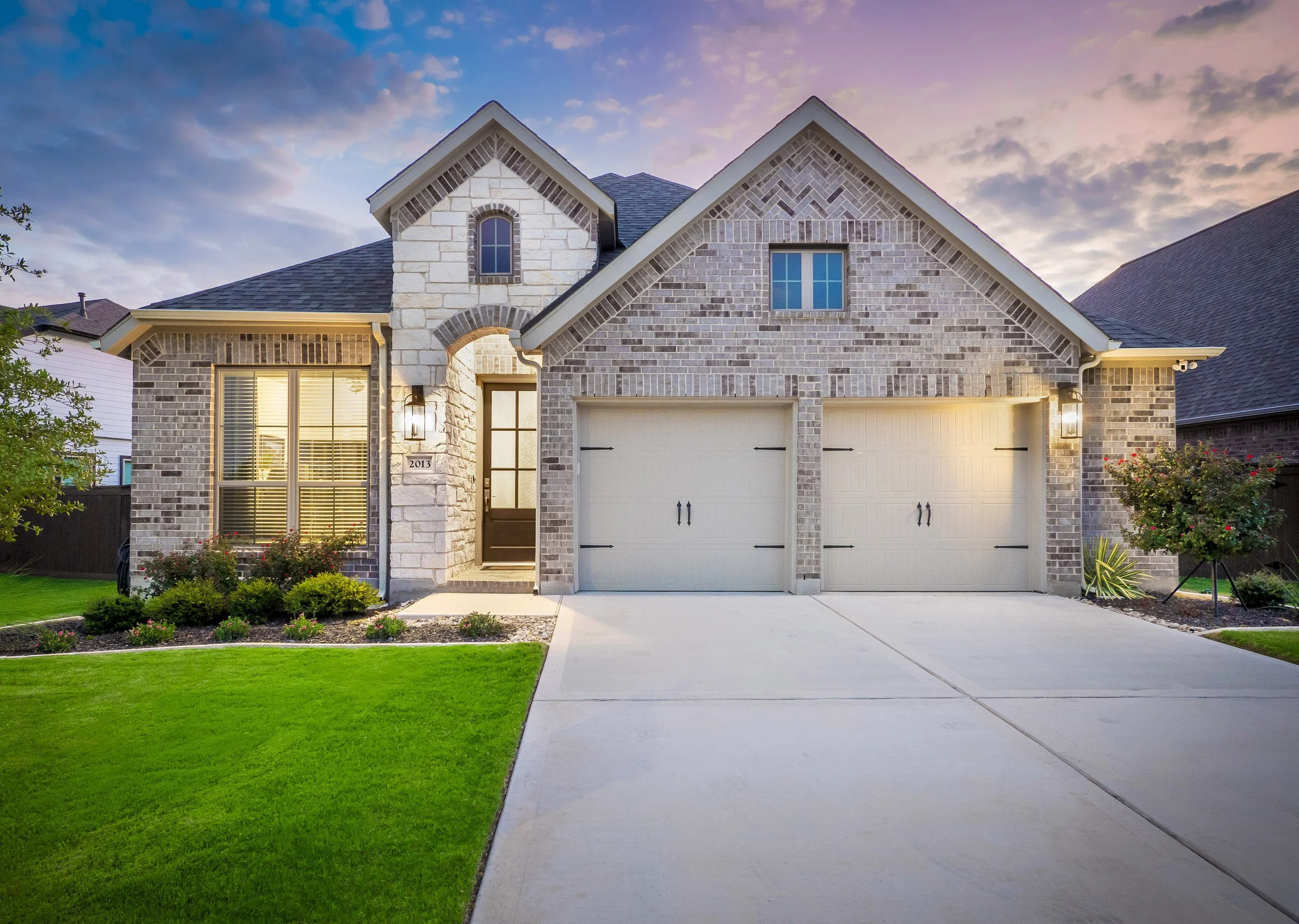 REAL ESTATE 48.jpg