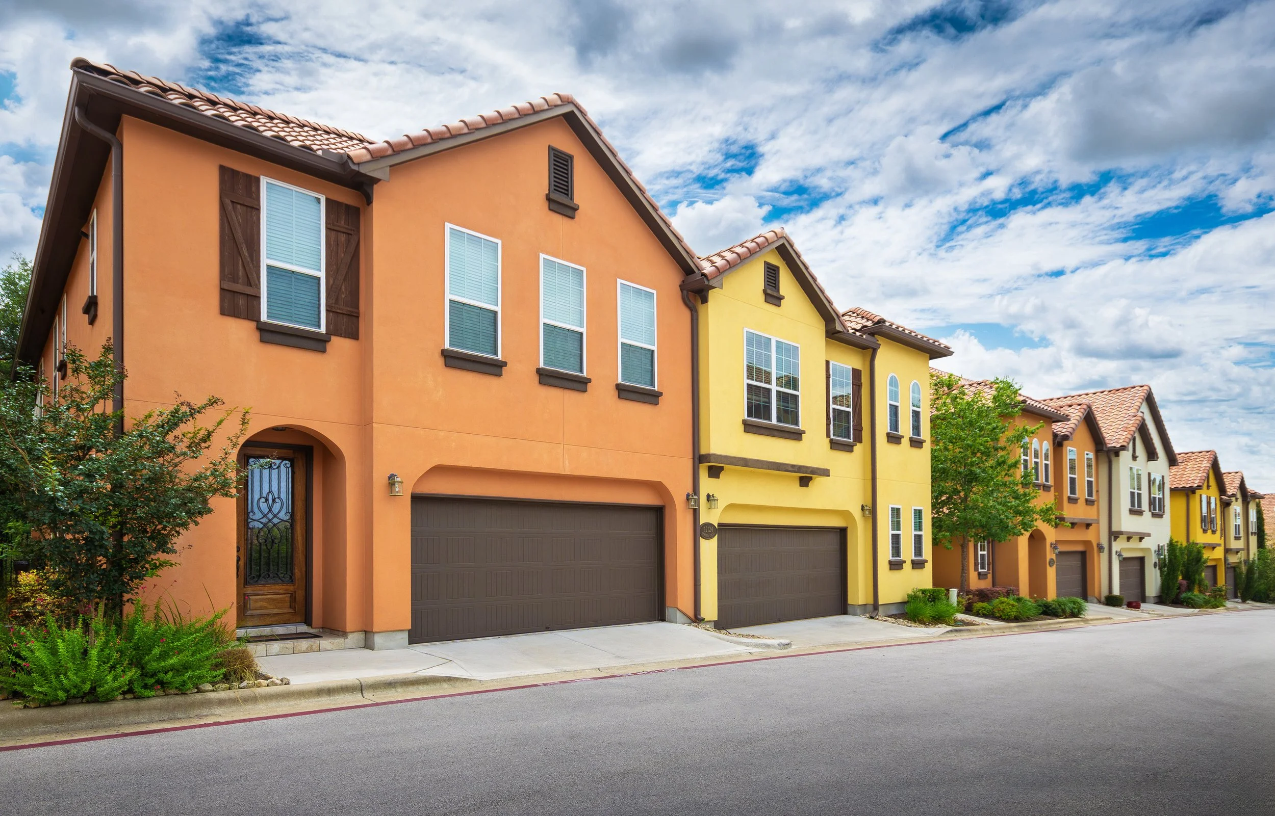 REAL ESTATE 50.jpg