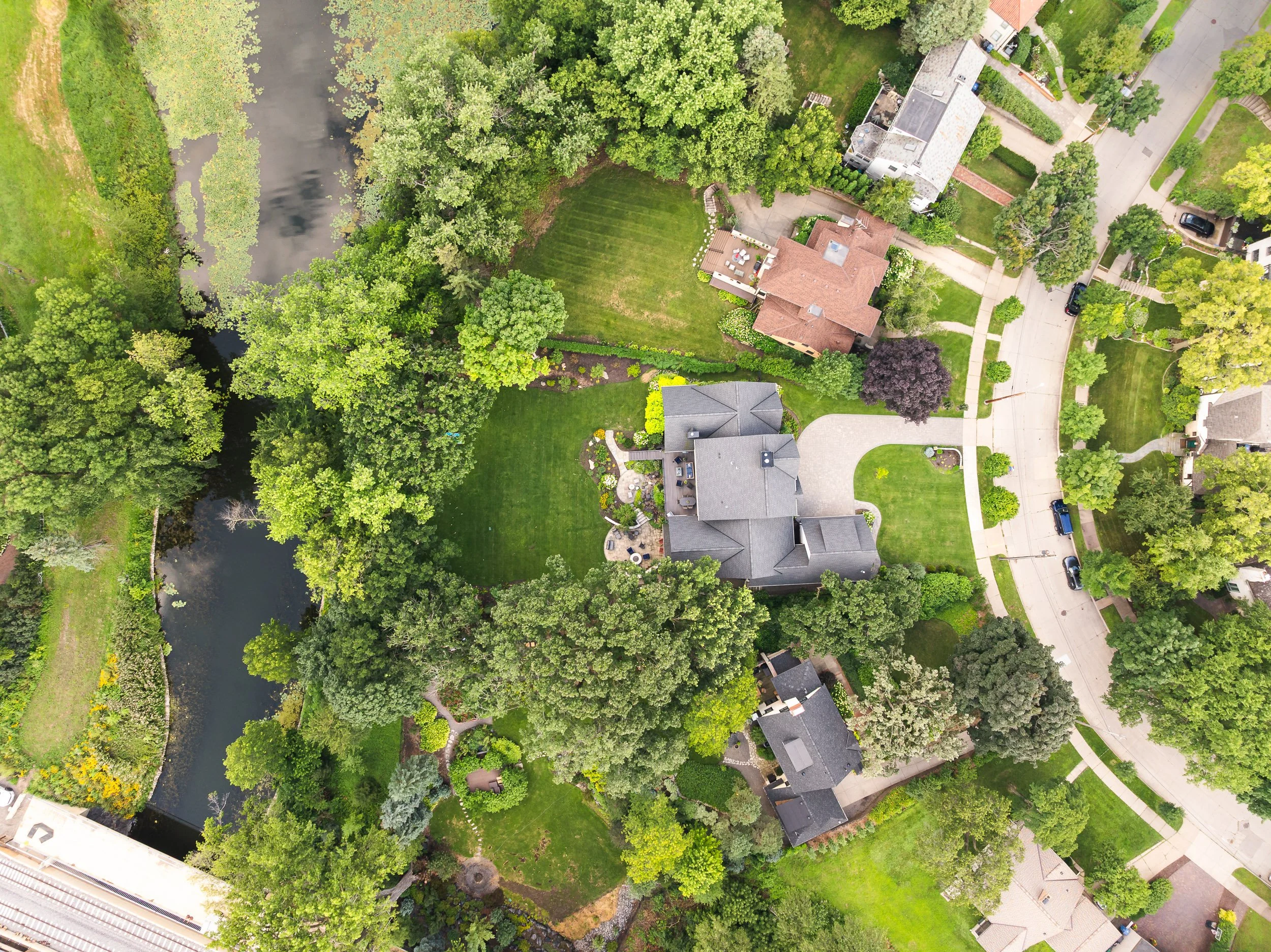 2828 Benton Blvd-MLS-39.jpg