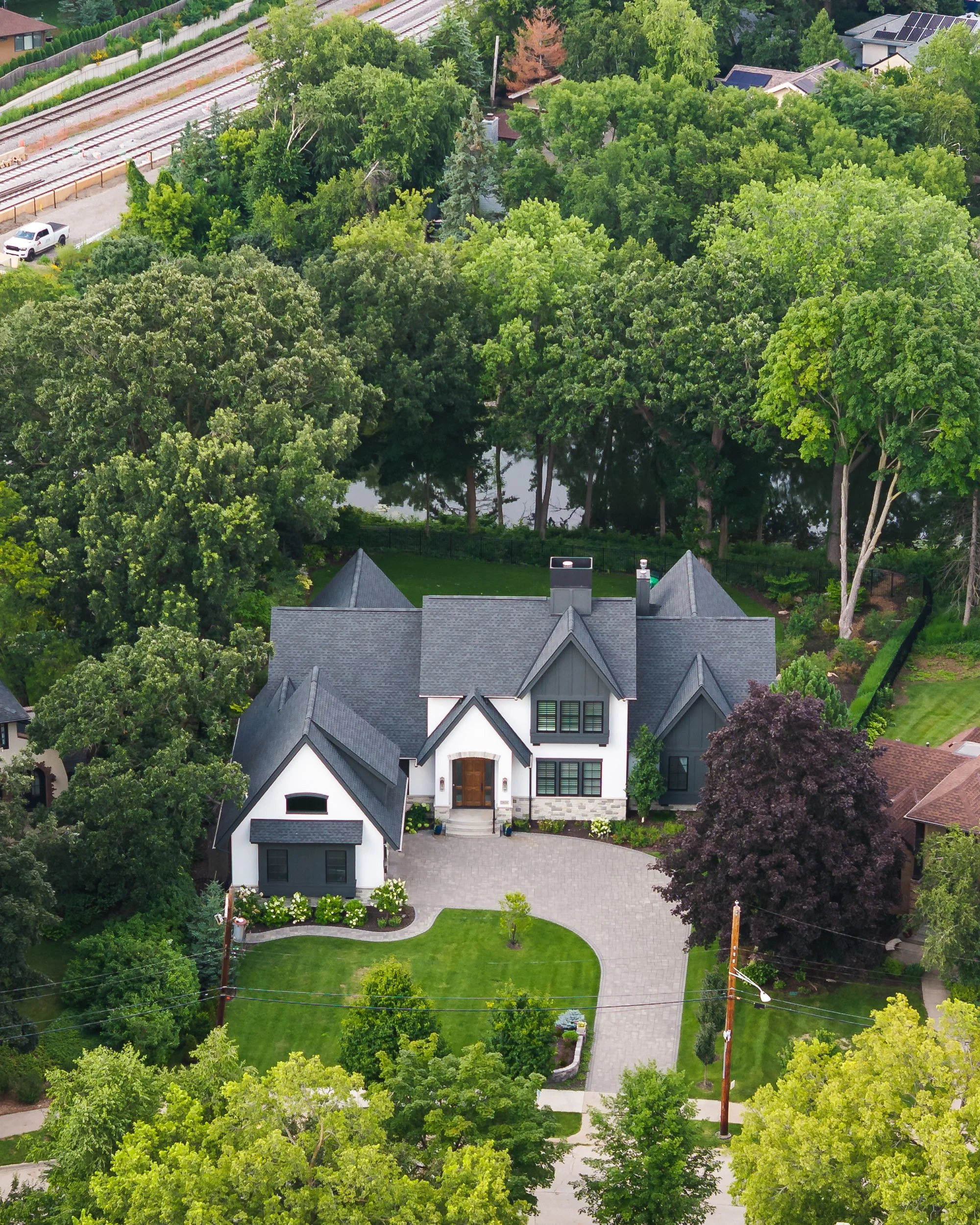 2828 Benton Blvd-MLS-34.jpg