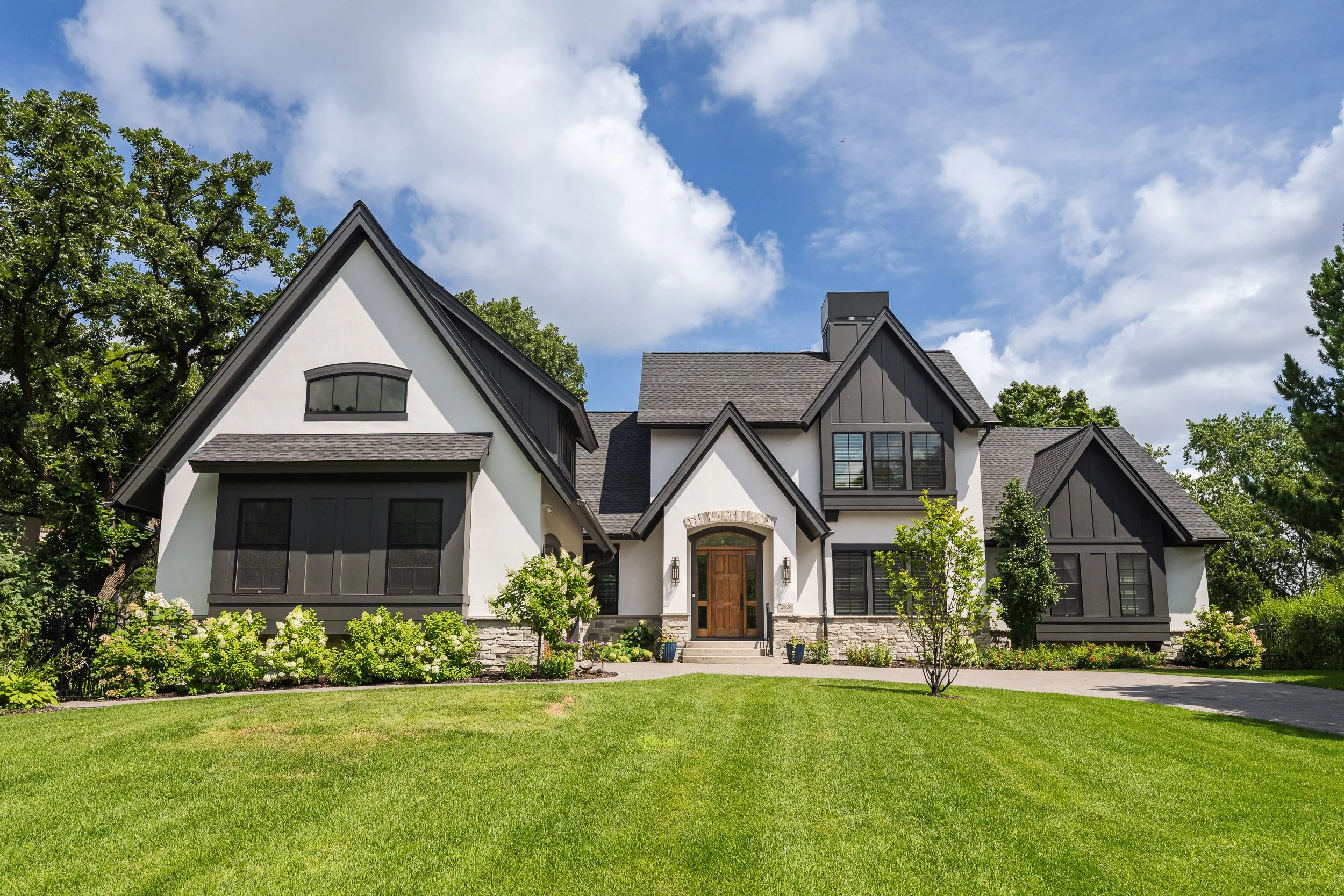 2828 Benton Blvd-MLS-3.jpg
