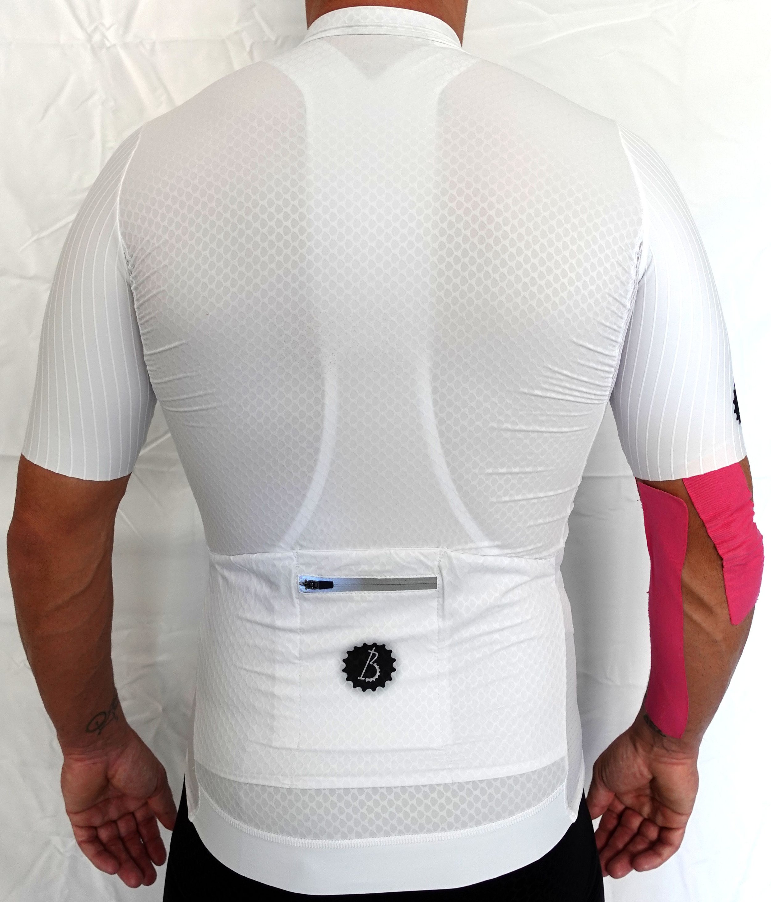 JERSEY WOVEN WHITE MAN BACK.jpg