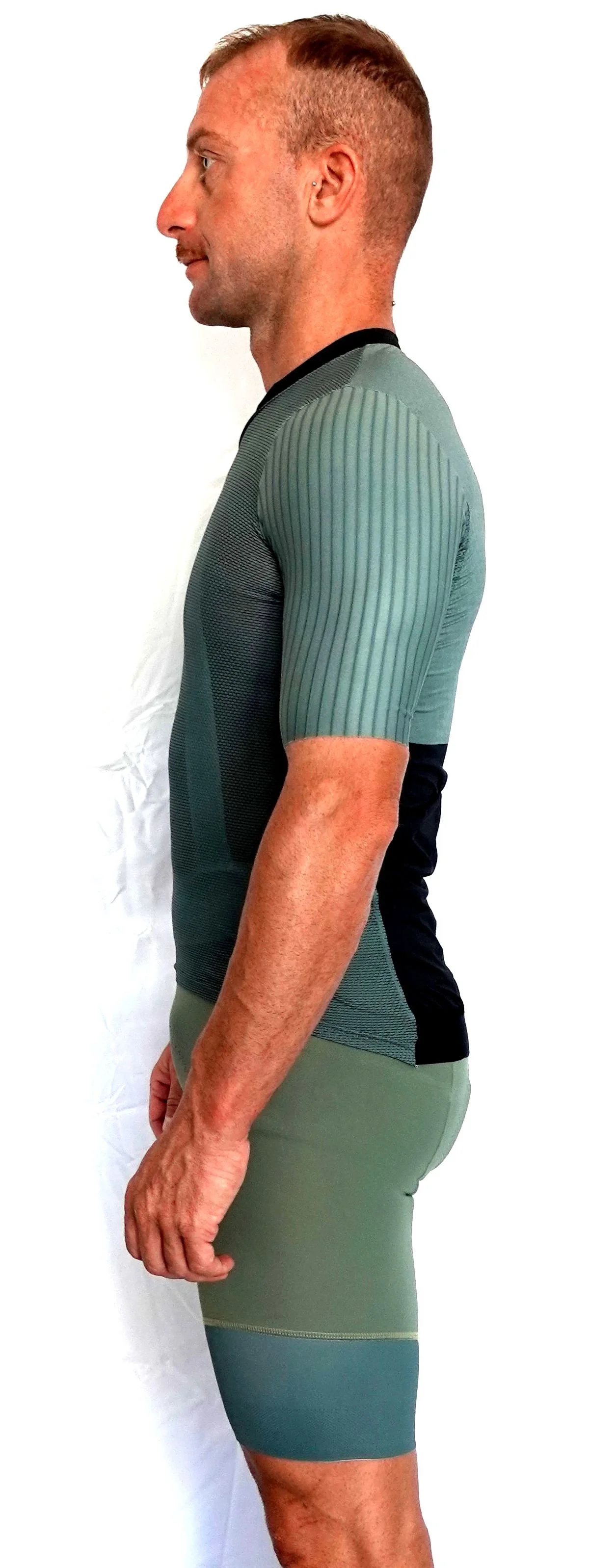 T-SHIRT EVO GREEN MAN BUNDLE SX.jpg