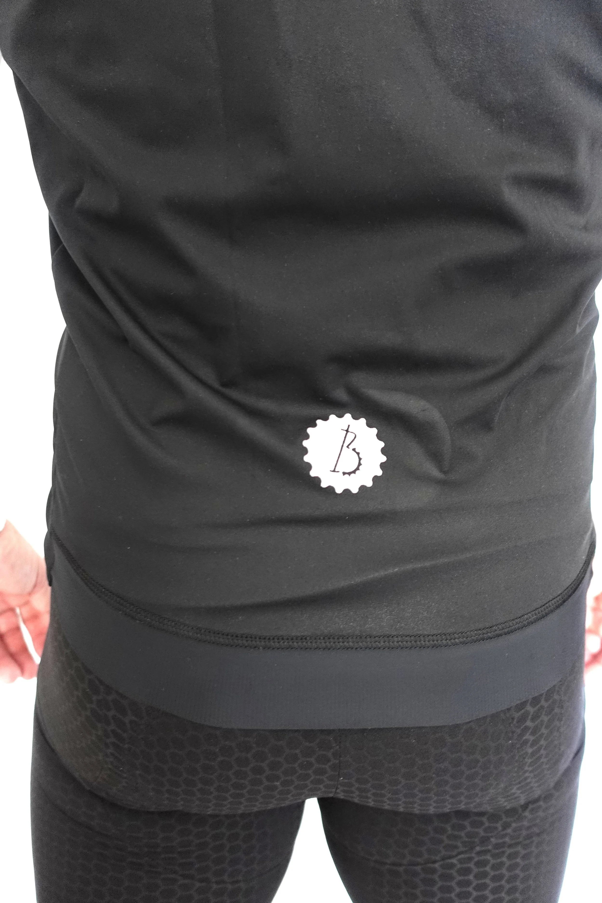 WIND VEST NEUTRAL BLACK BACK DETAIL.jpg
