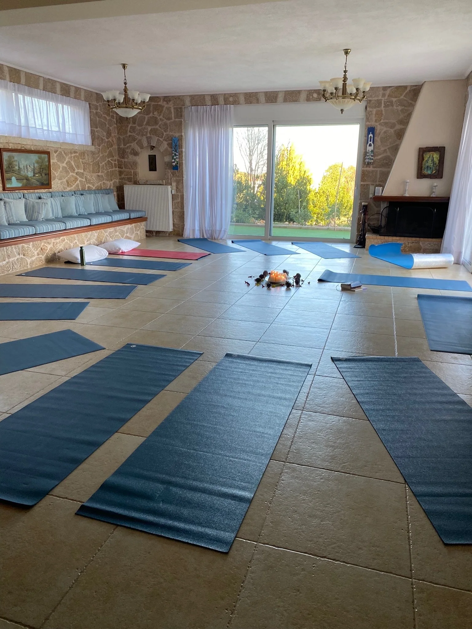 YOGA | Inspiring yoga & daily journalling with Jax