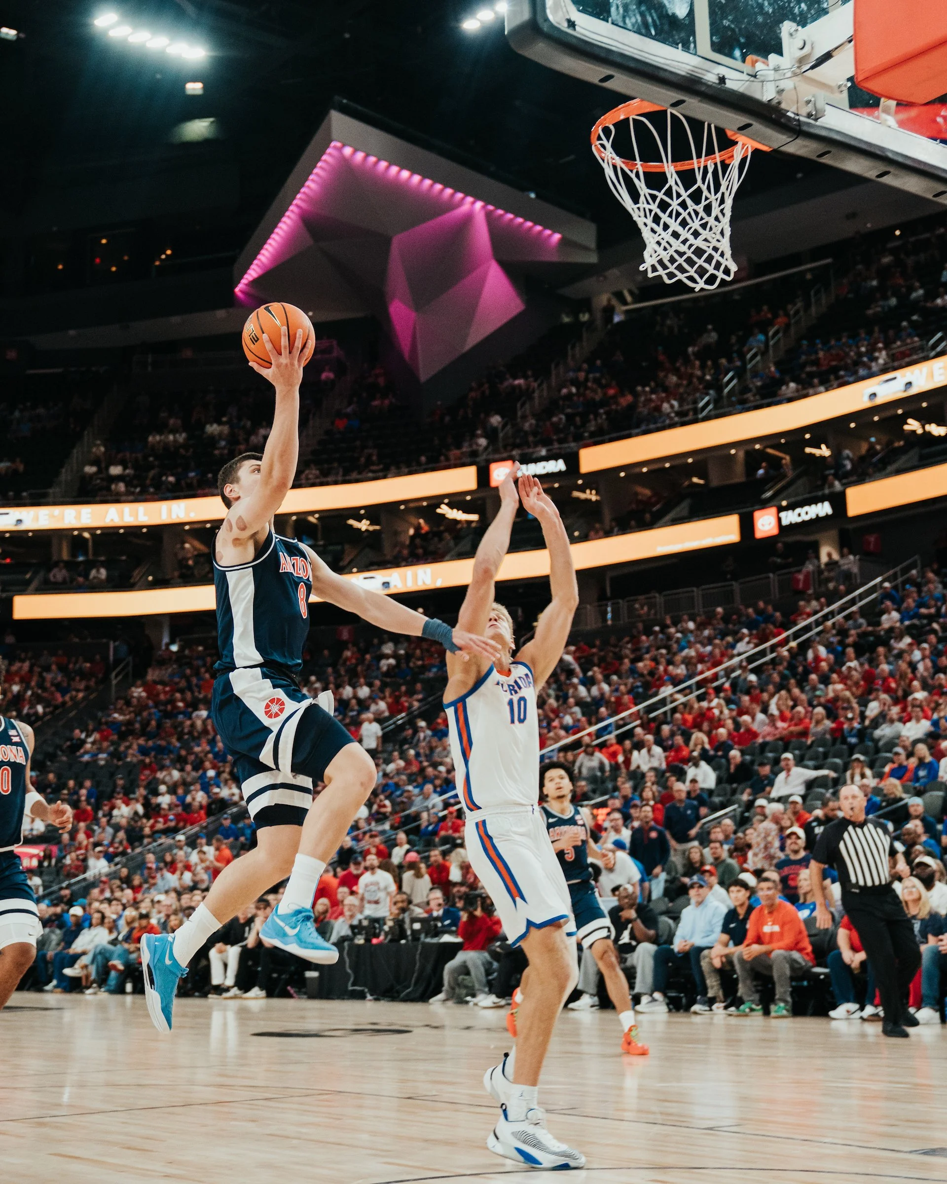 Arizona vs Florida at T-Mobile Arena.