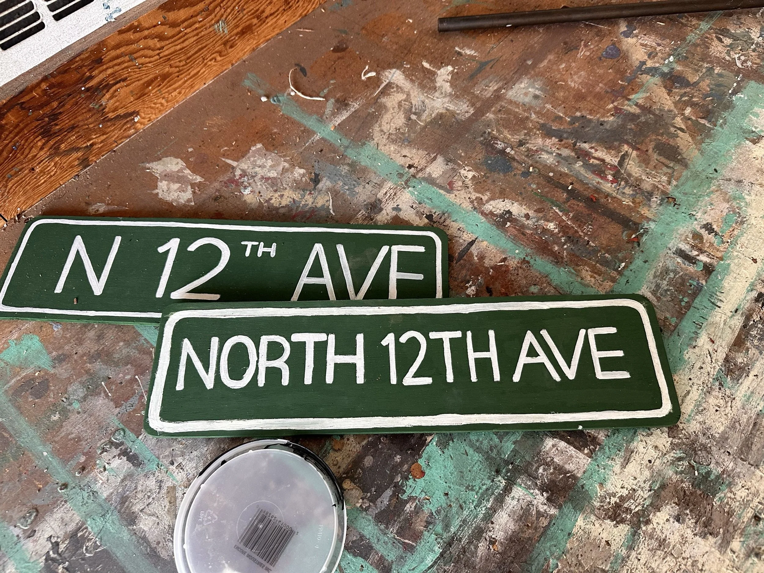 sign1.jpg